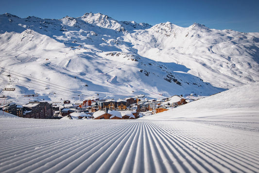 L'arrivée de la neige en Savoie et Haute-Savoie : les stations de ski ouvrent leurs portes - Alu Art Mountains
