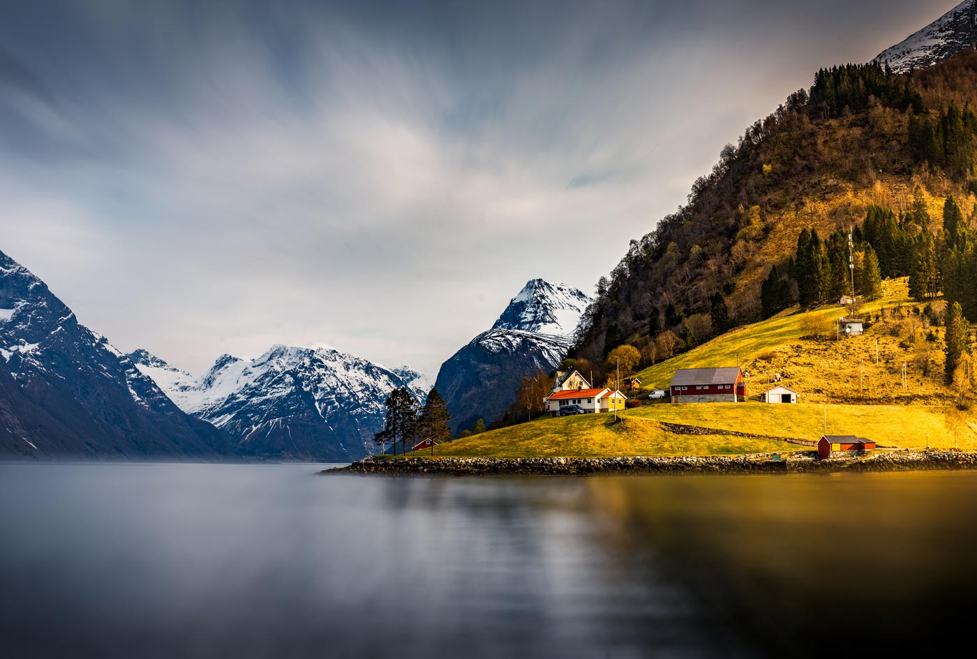 Photos de fjords, de montagnes, de côtes et de lumières nordiques