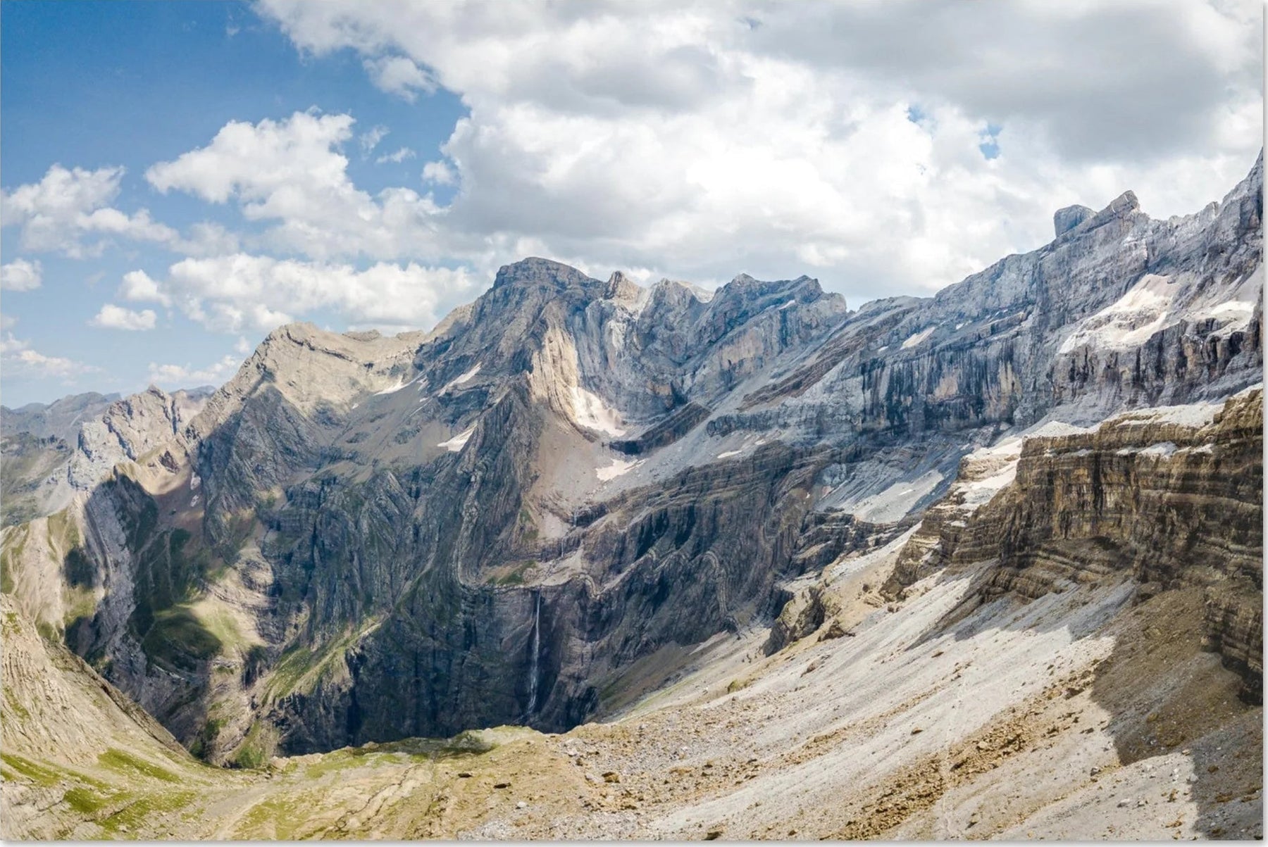 Photos de cascades, de torrents et d’eaux vives dans les paysages de montagne