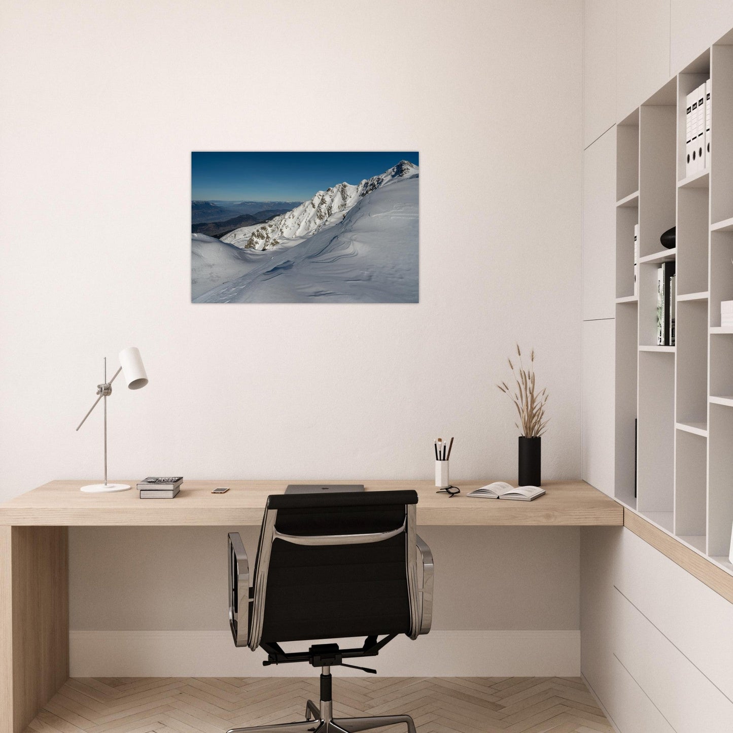 Tableau photo de la Cime de la Jasse enneigée dans Belledonne sur aluminium Dibond mat, présenté dans un intérieur