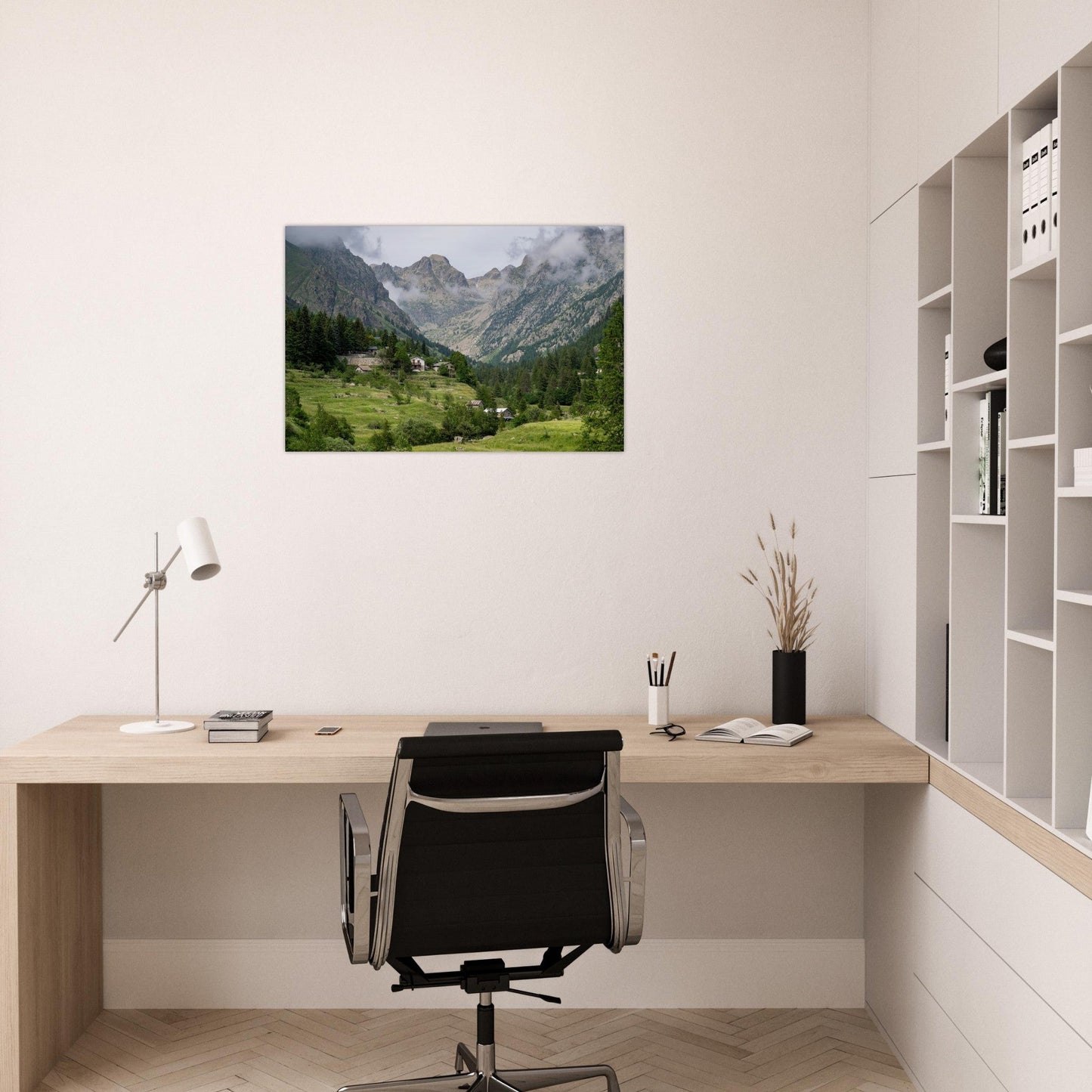 Tableau photo de la vallée de la Gordolasque au printemps sur aluminium Dibond mat, présenté dans un intérieur