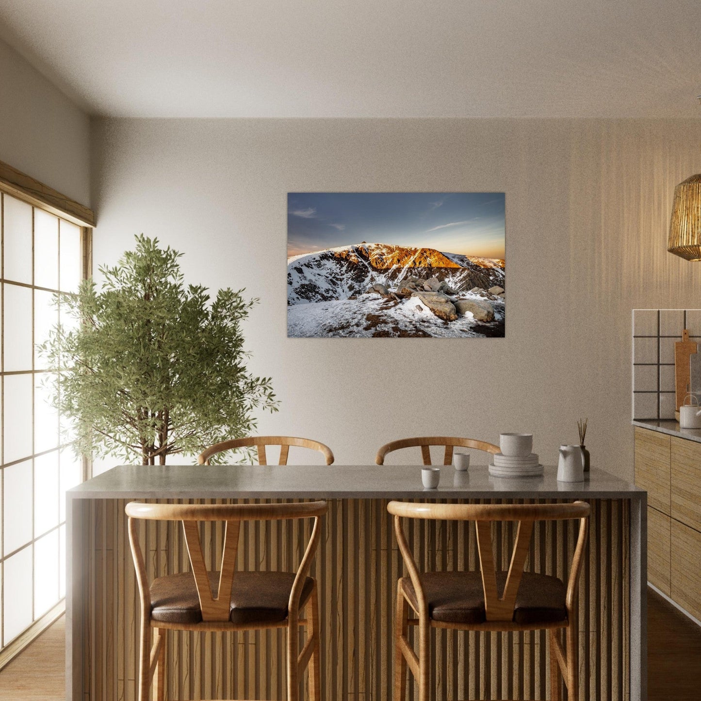 Tableau photo du Hohneck enneigé au coucher du soleil sur aluminium Dibond mat, présenté dans un intérieur