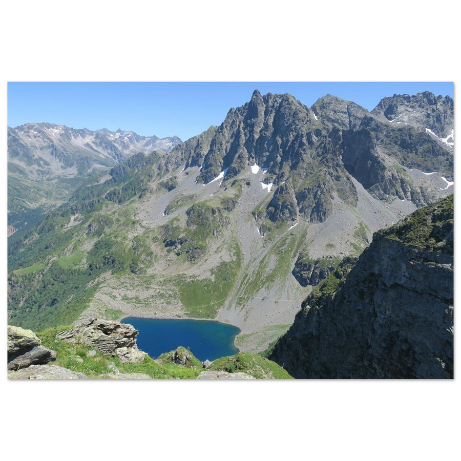Photo du lac de Crop depuis le pic de Barlet en Belledonne — tableau photo paysage de montagne sur aluminium Dibond mat