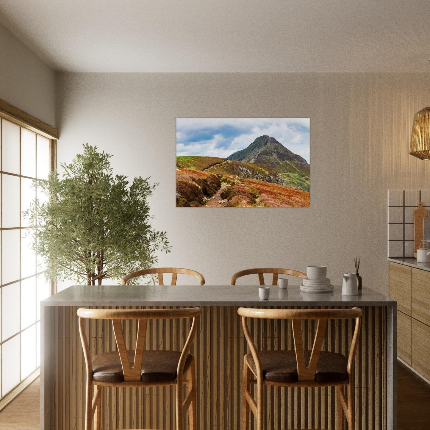 Tableau photo du Puy Mary depuis la Brèche de Rolland dans le Cantal présenté dans un intérieur