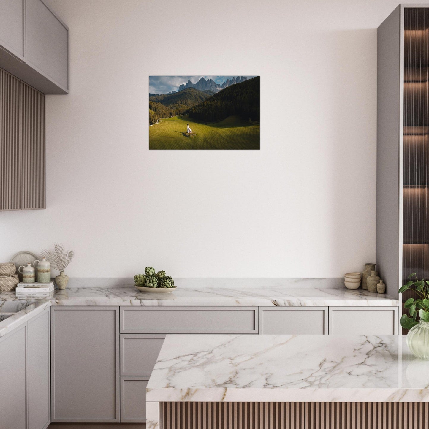 Tableau photo Photo du Val di Funes — église San Giovanni & Odle (Dolomites) — tirage aluminium Dibond mat, fabrication française, prêt à accrocher