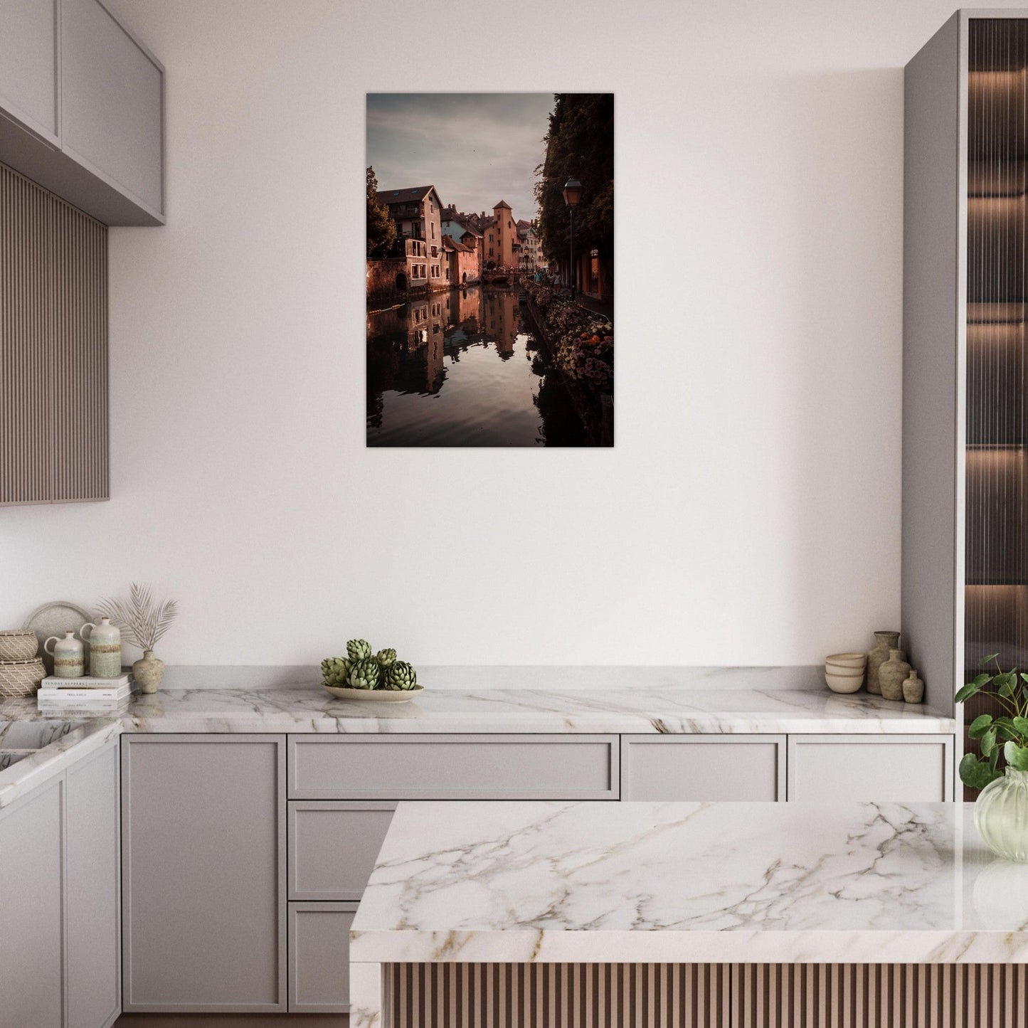 Tableau photo Photo du vieux Annecy au coucher de soleil, Haute - Savoie — tirage aluminium Dibond mat, fabrication française, prêt à accrocher