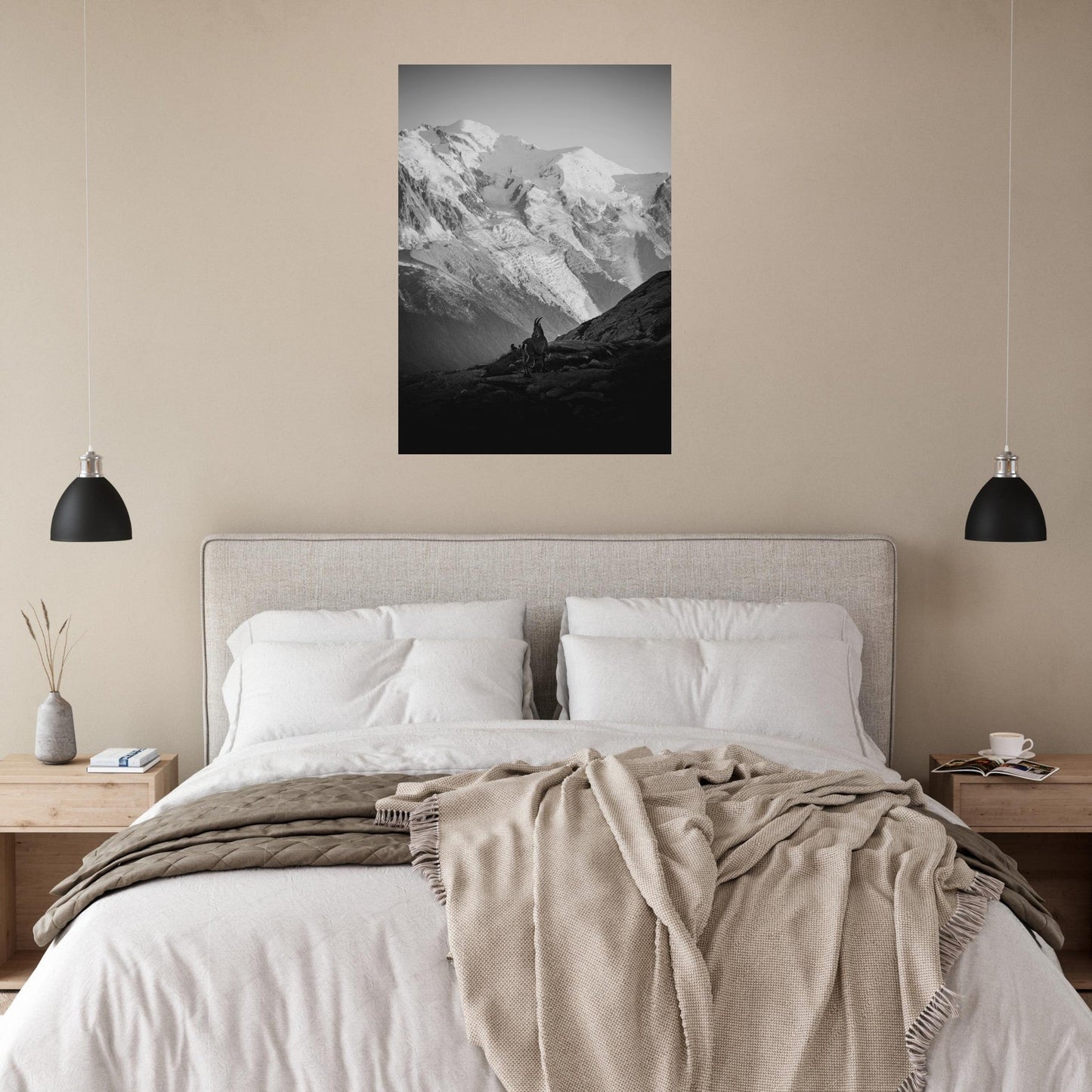 Tableau photo Photo d'un bouquetin face Mont - Blanc - Noir & Blanc — tirage aluminium Dibond mat, fabrication française, prêt à accrocher