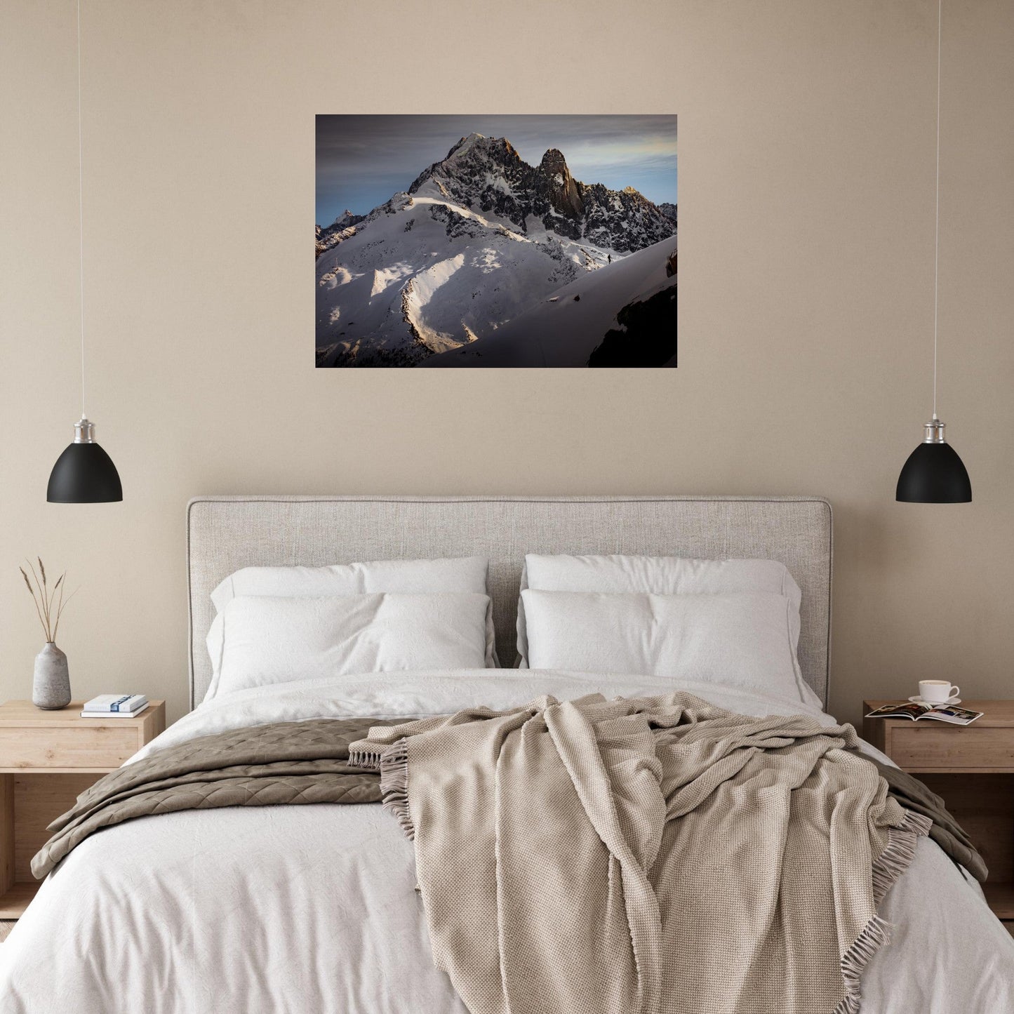 Tableau photo Photo ski de rando face à l'Aiguille Verte et les Drus — tirage aluminium Dibond mat, fabrication française, prêt à accrocher