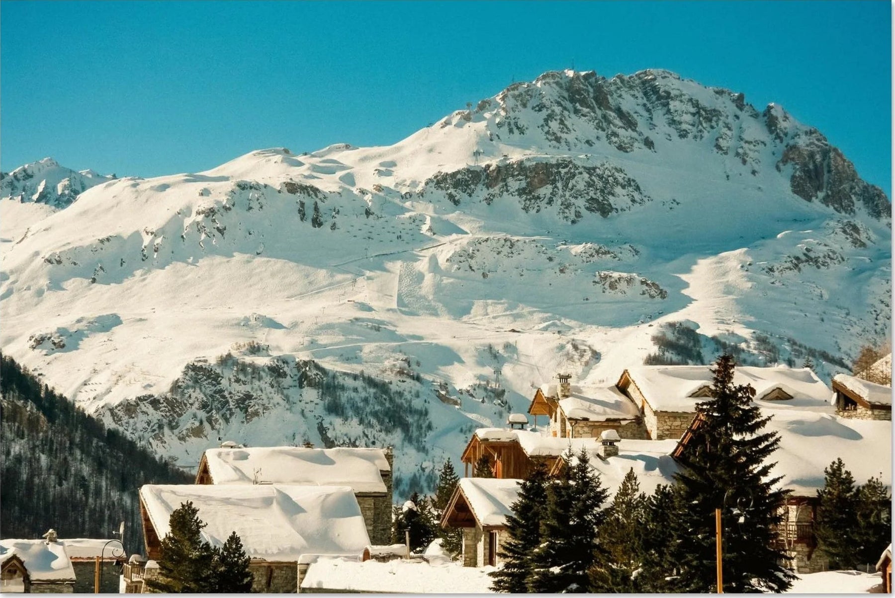 Photos de chalets, de hameaux, de neige et de paysages alpins