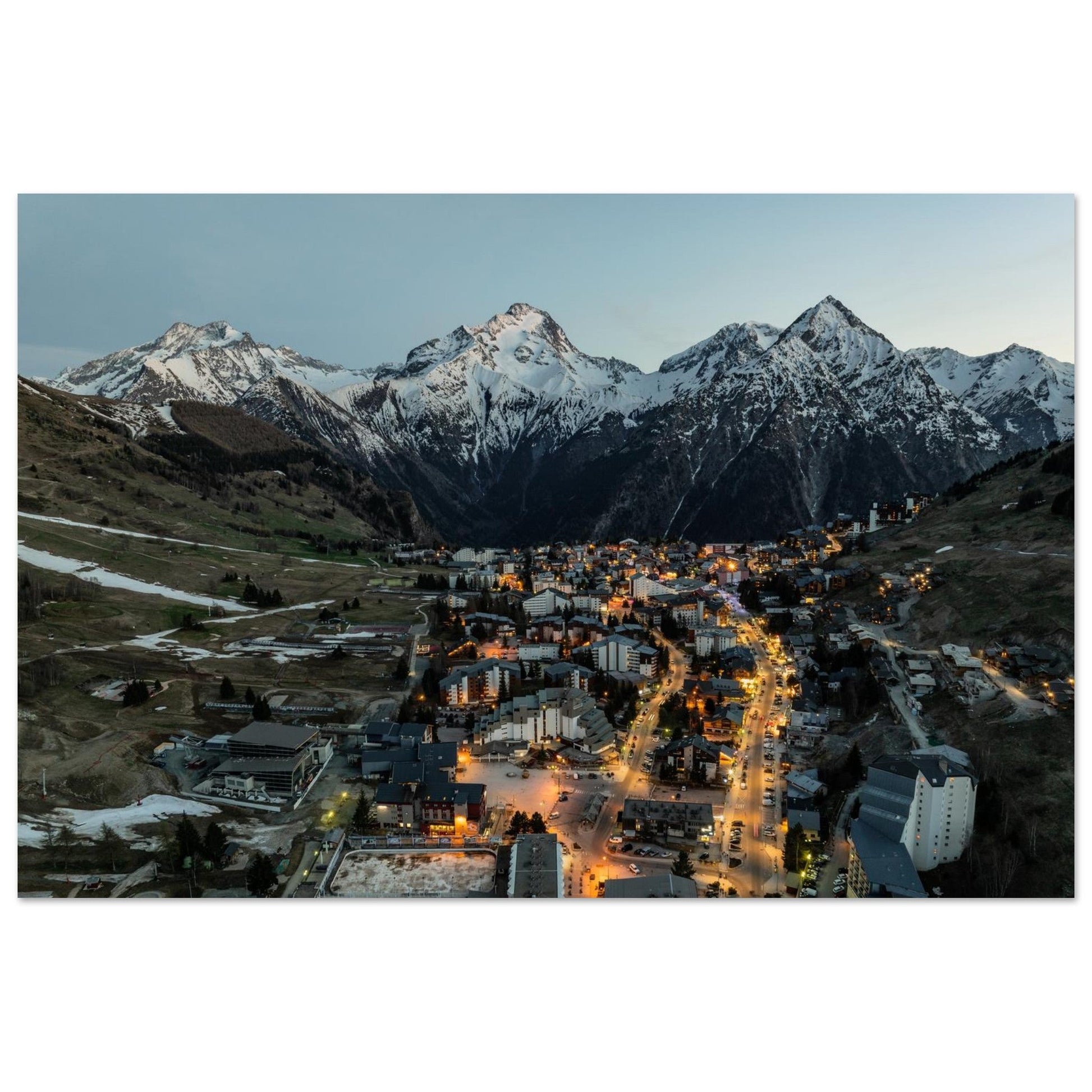 Tableau photo des Deux Alpes vues du ciel au coucher du soleil, impression sur aluminium Dibond mat au format 30 × 45 cm