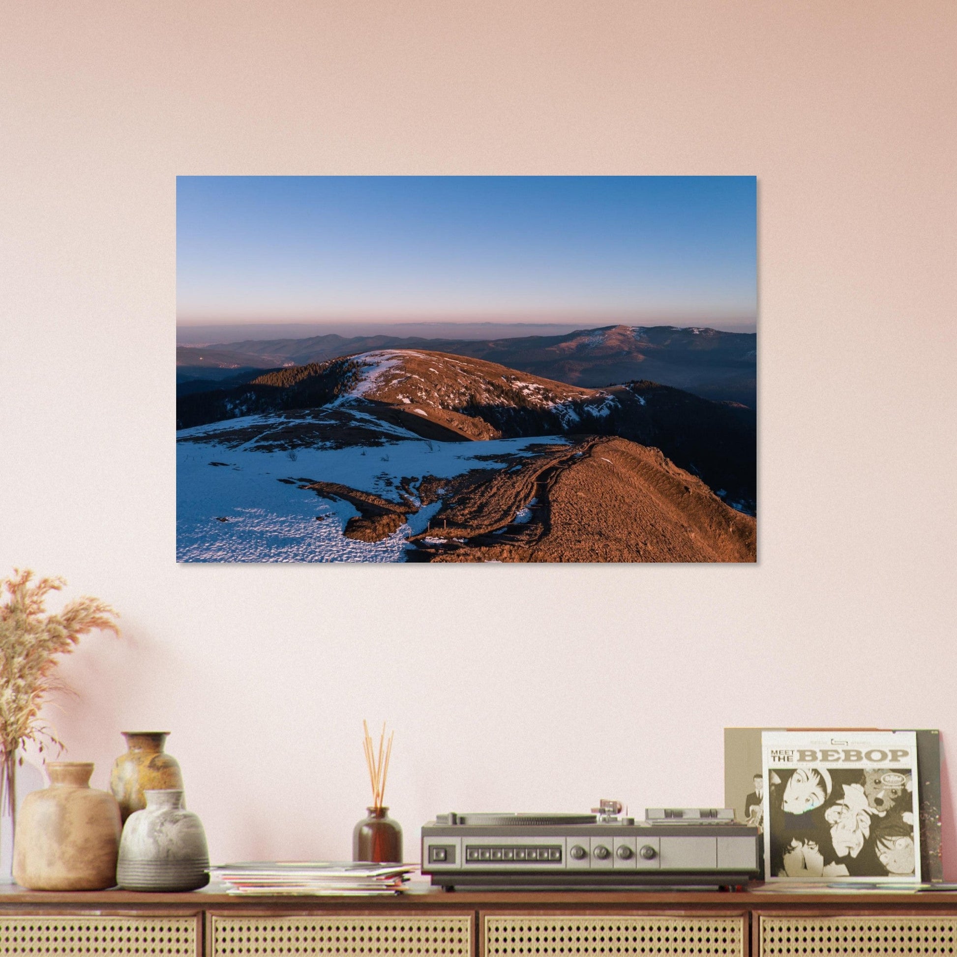 Photo aérienne du Hohneck enneigé au coucher du soleil — tableau photo paysage de montagne en Alu Dibond, fabrication française