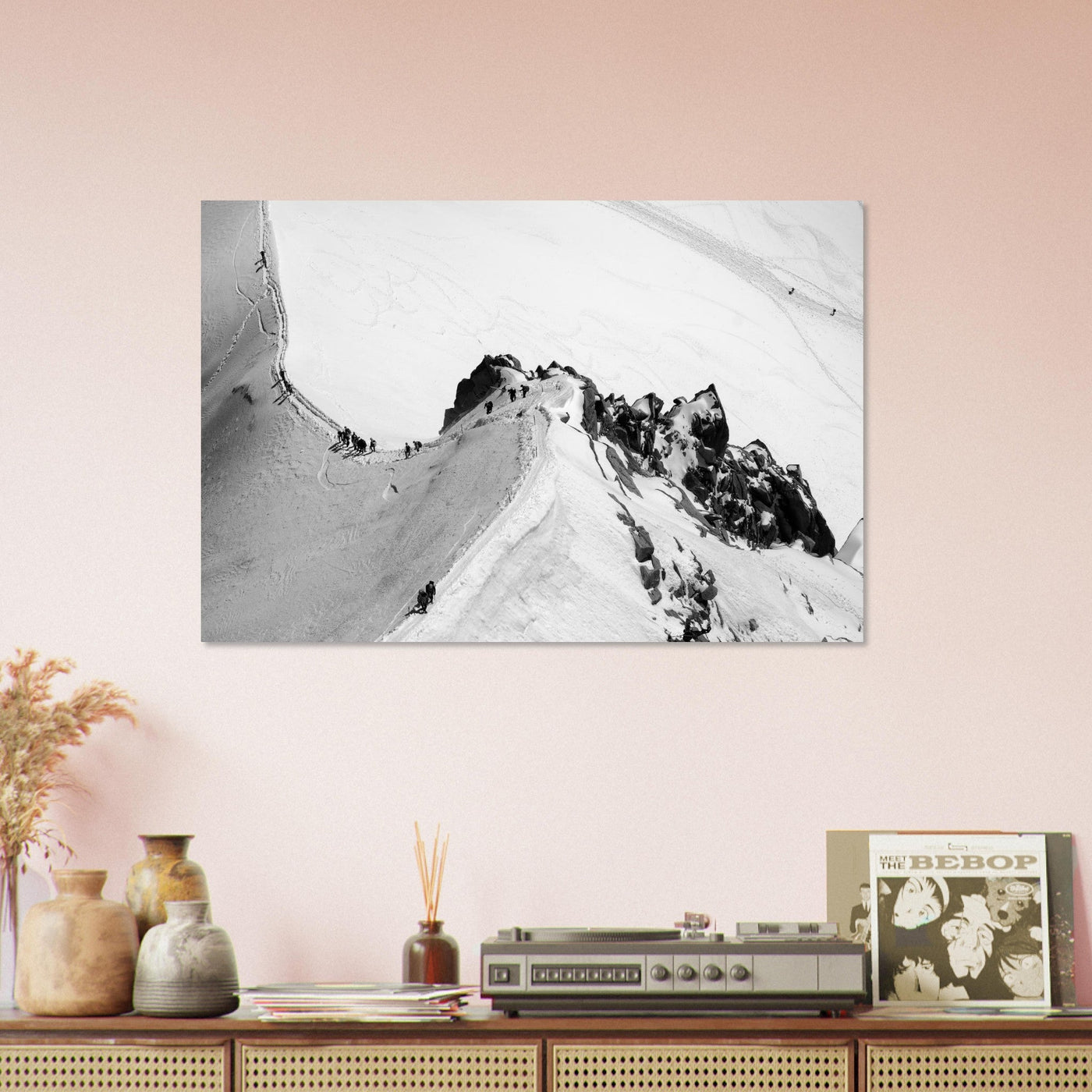 Simulation d’un tableau AluArtMountains dans un intérieur