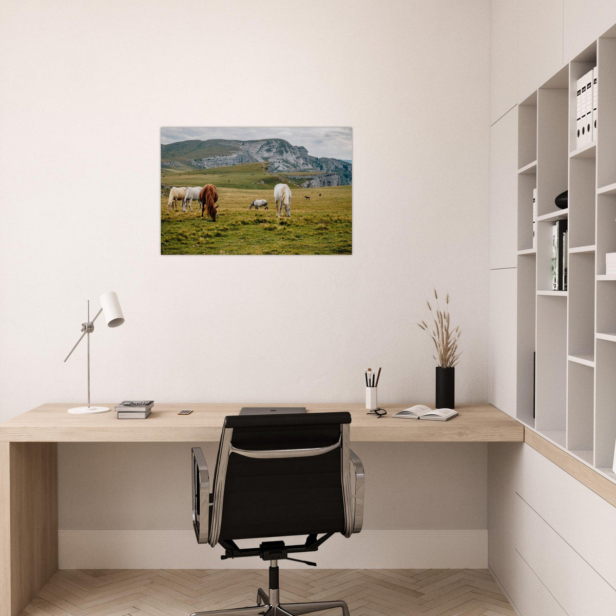 Tableau photo de chevaux dans les alpages de Font d’Urle sur aluminium Dibond mat — photographie : Pernelle Voyage