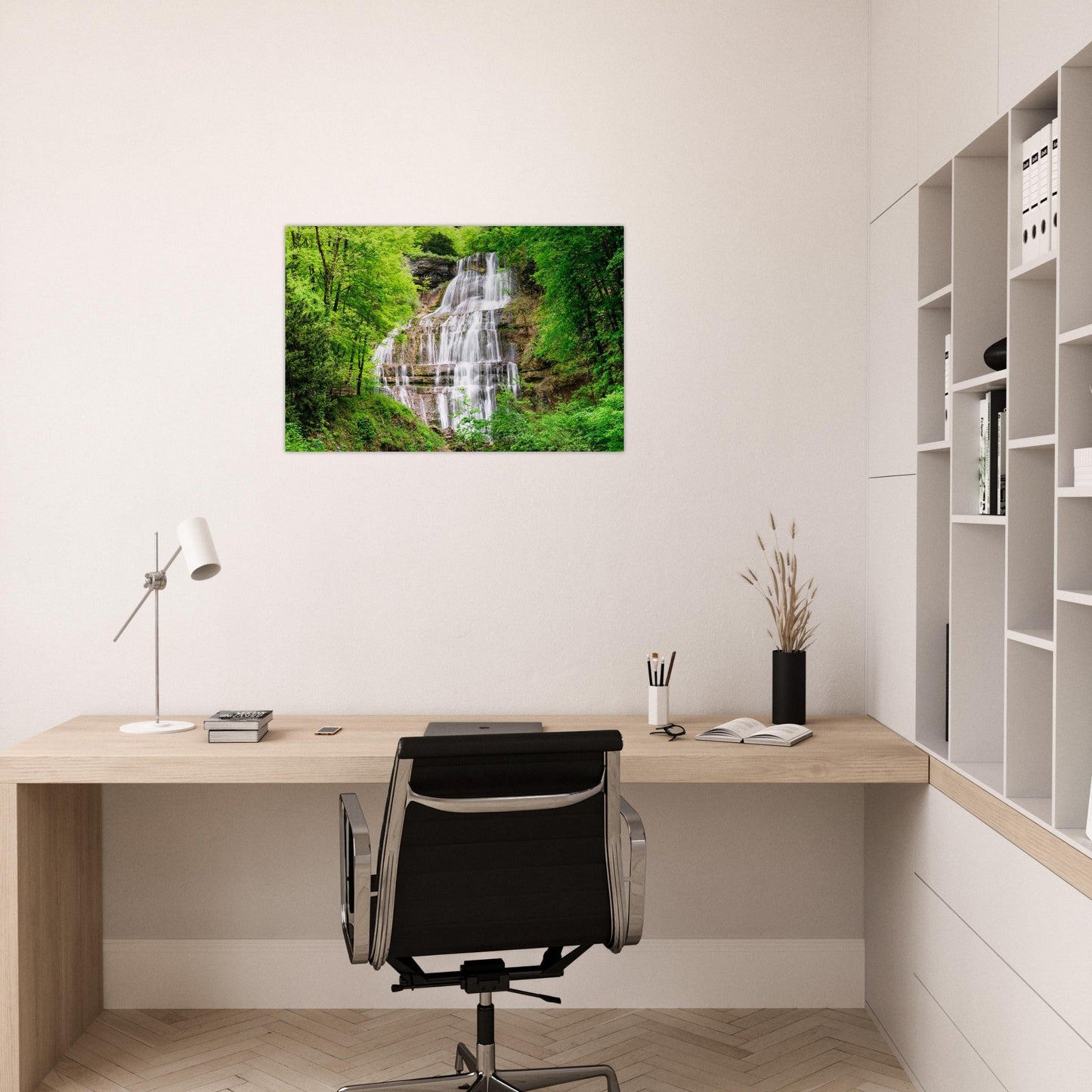 Tableau photo de la cascade de l’Éventail dans le Jura présenté dans un espace de vie