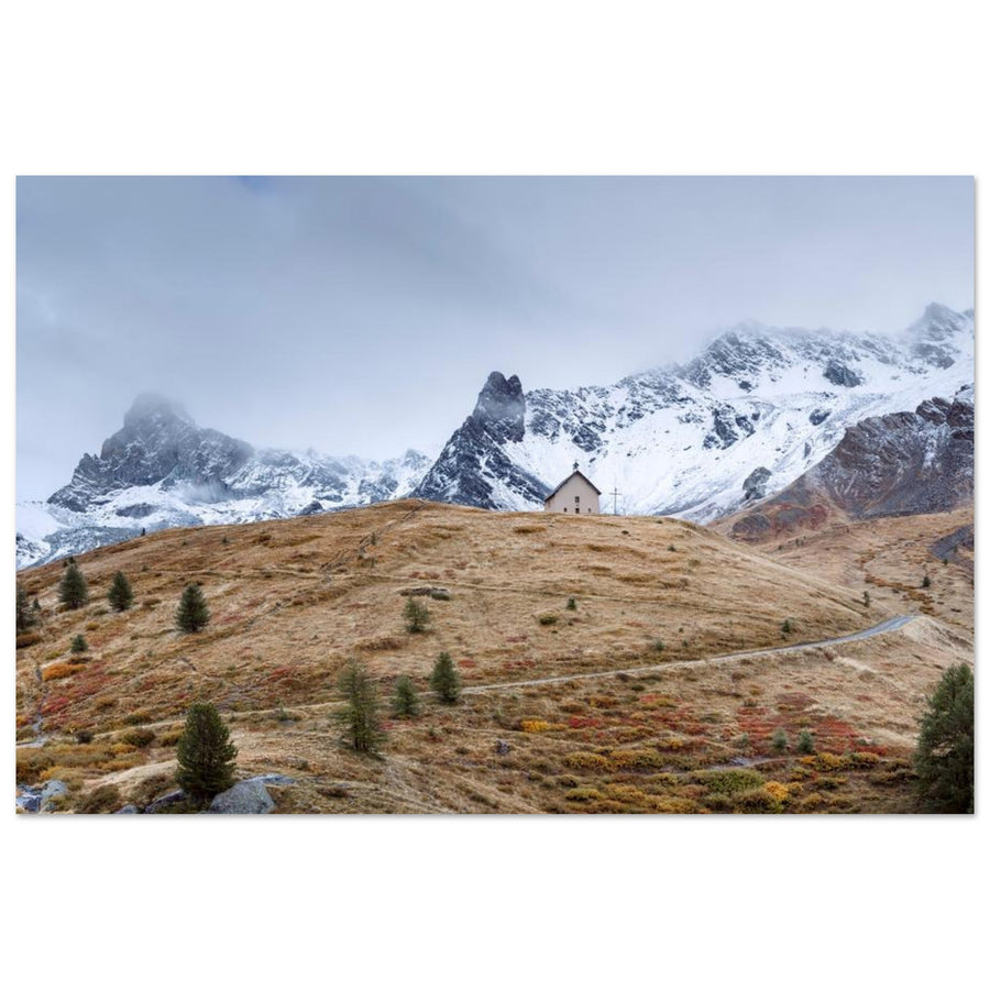 Photo de la chapelle de Clausis dans le Queyras — tableau photo paysage de montagne sur aluminium Dibond mat