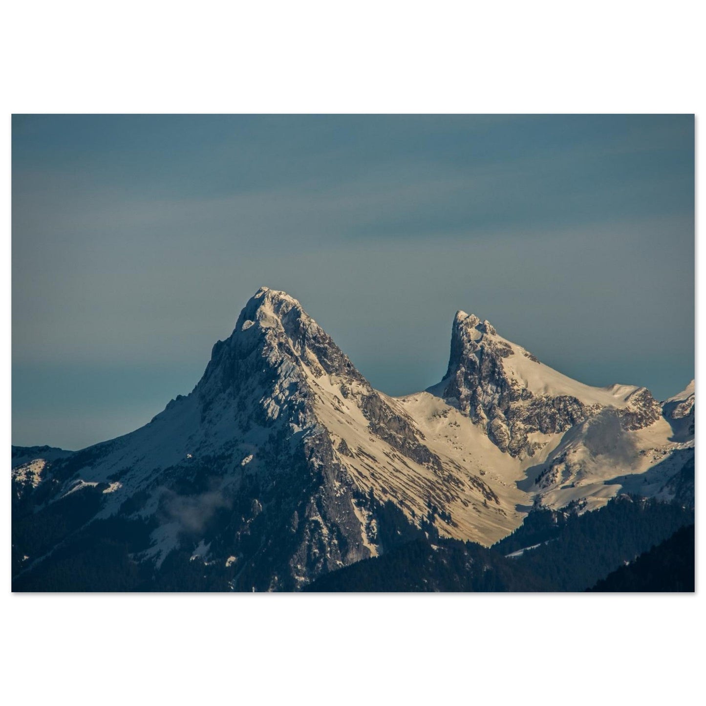 Photo de la Dent d’Oche et du Château d’Oche en hiver — tableau photo paysage de montagne en Alu Dibond