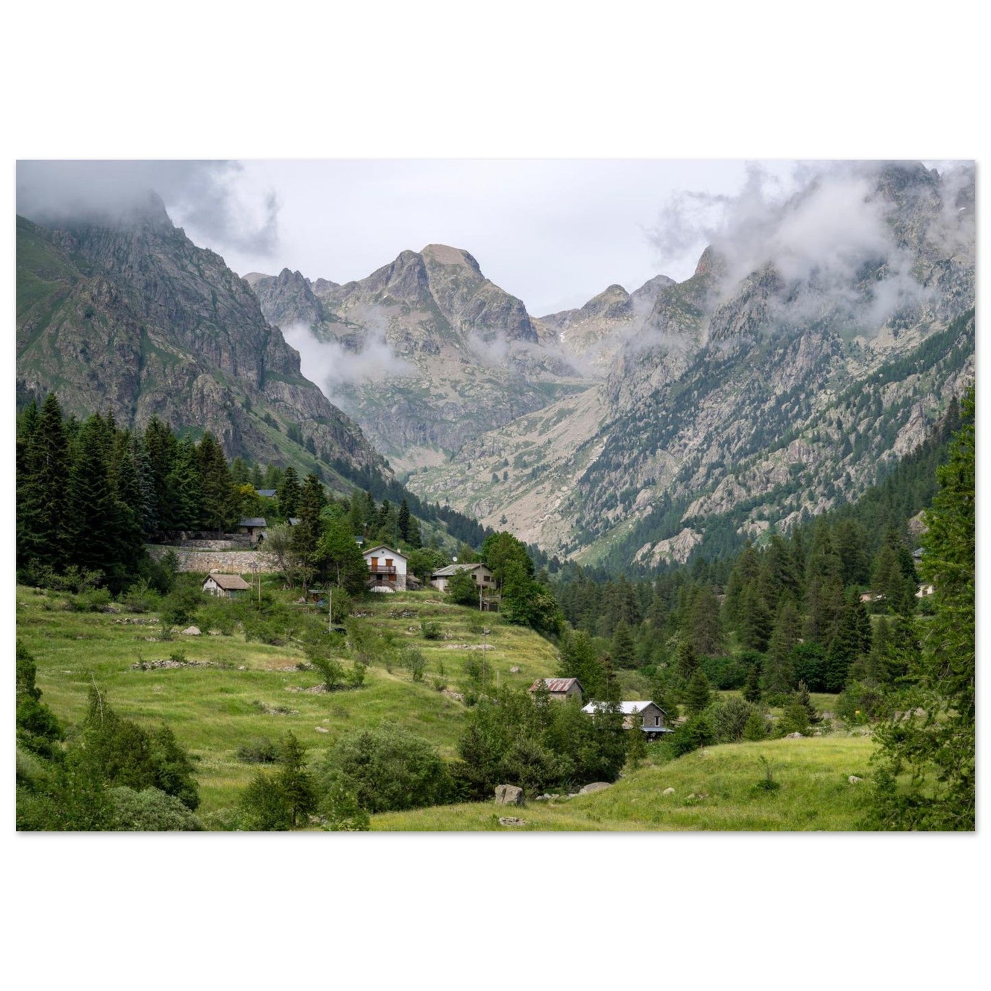 Photo de la vallée de la Gordolasque au printemps — tableau photo paysage de montagne en Alu Dibond, fabrication française