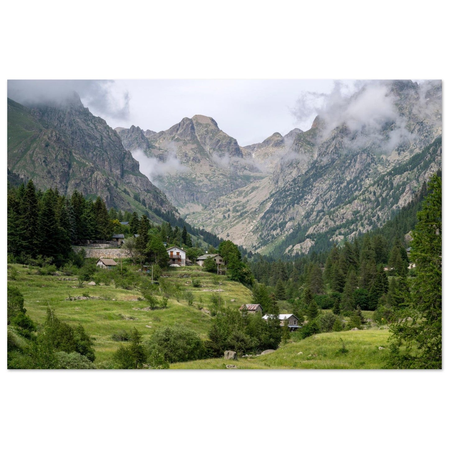 Photo de la vallée de la Gordolasque au printemps — tableau photo paysage de montagne en Alu Dibond, fabrication française