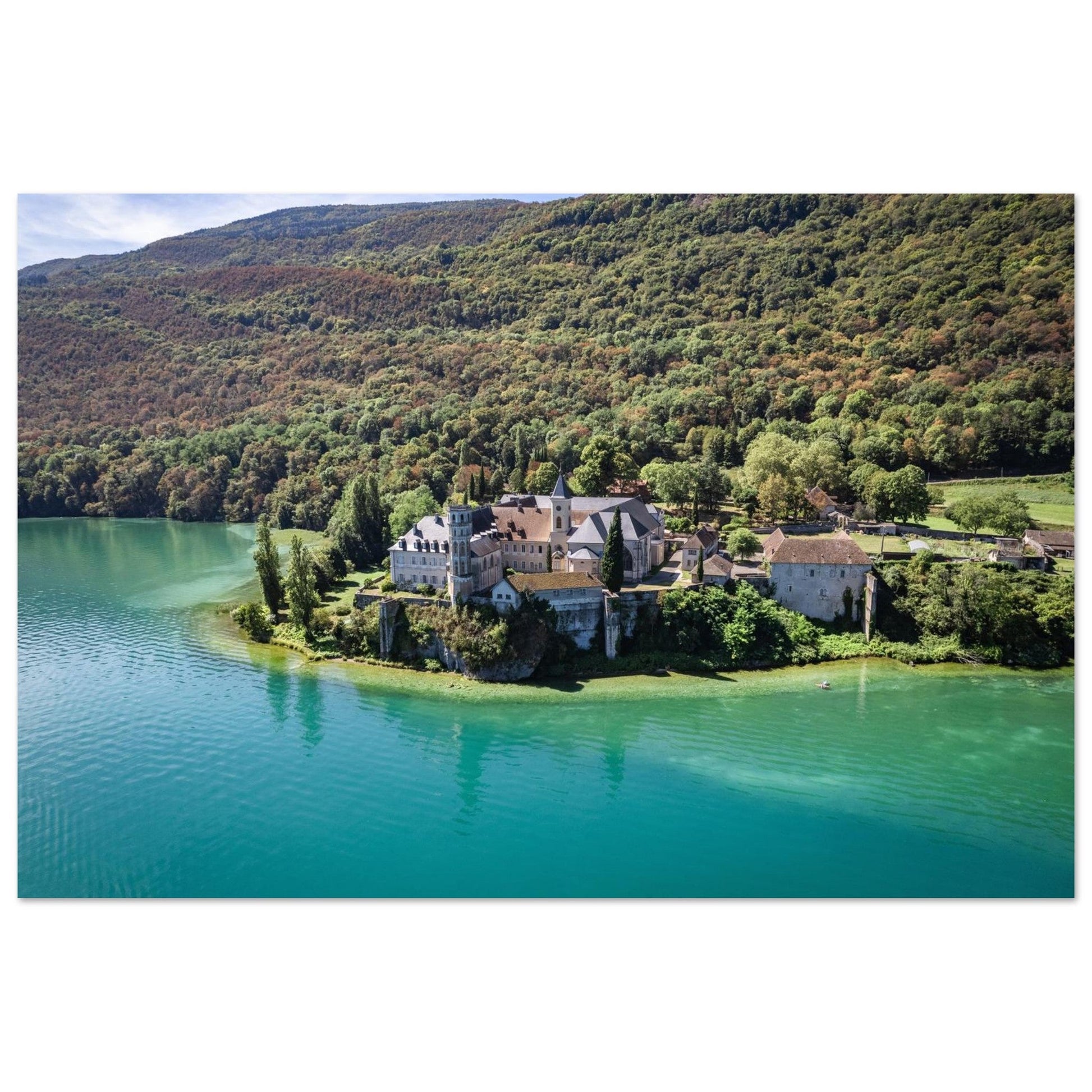 Tableau photo de l'Abbaye d’Hautecombe sur les rives du lac du Bourget sur aluminium Dibond mat, format 30 × 45 cm