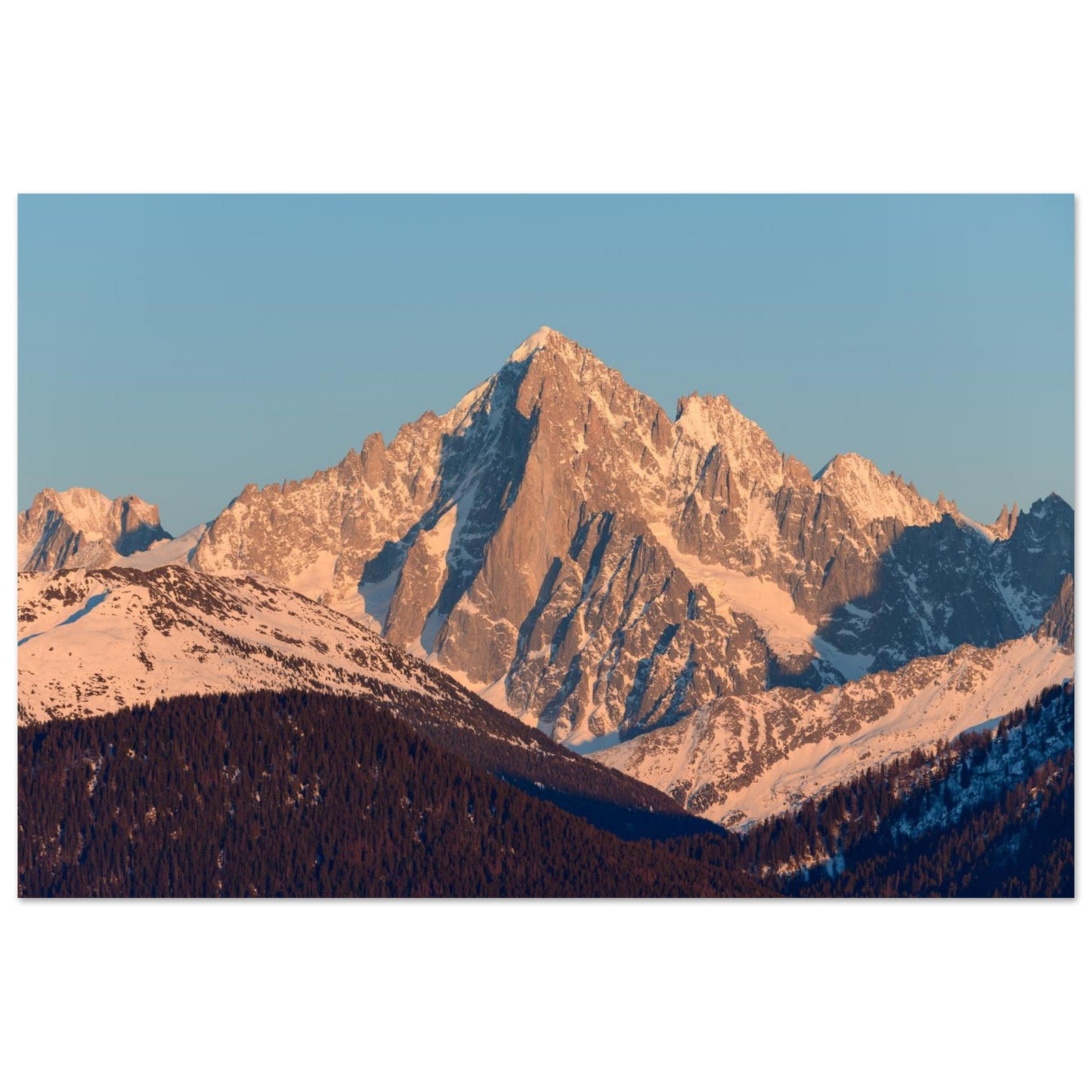 Tableau photo de l’Aiguille Verte au lever du soleil sur aluminium Dibond mat, format 60 × 90 cm
