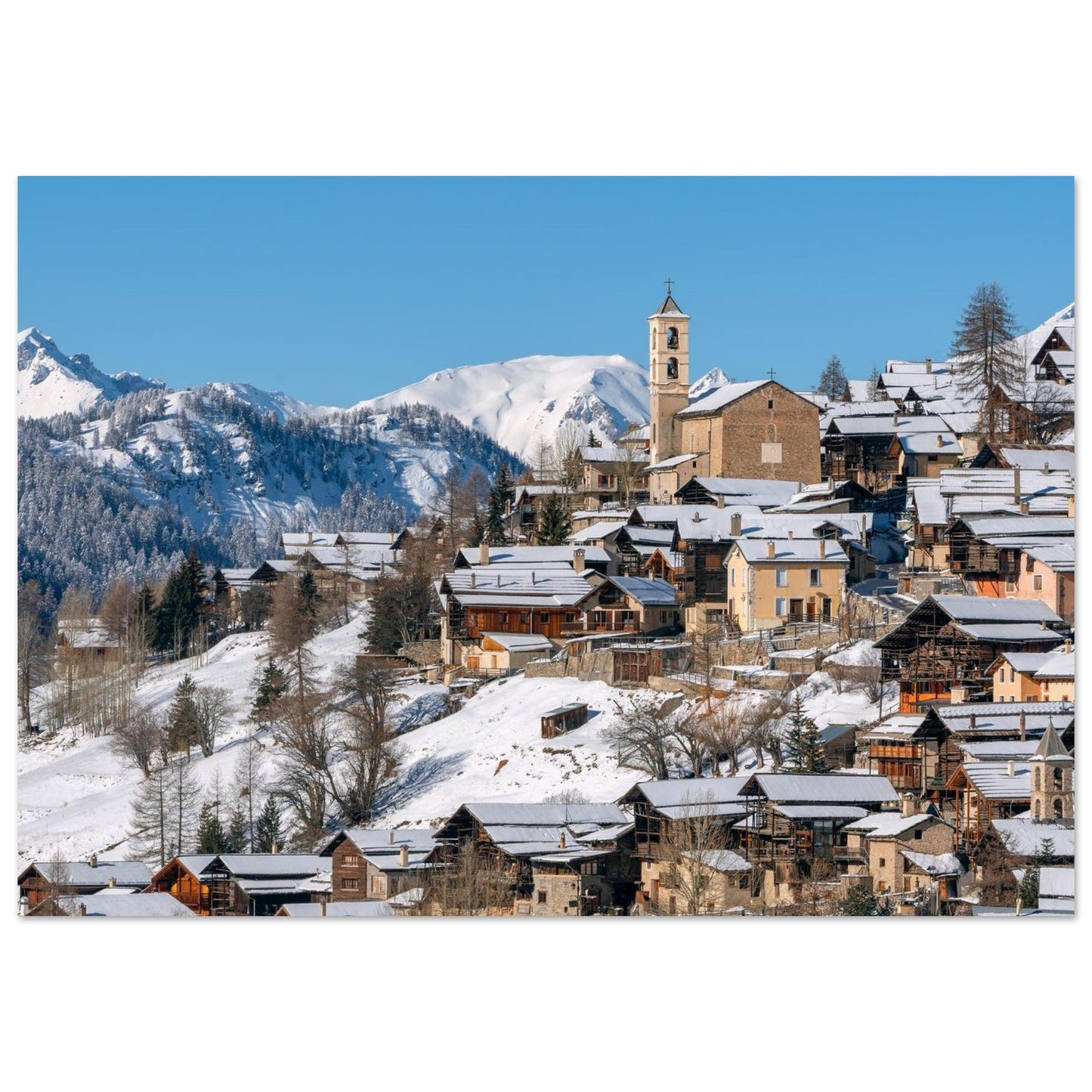 Photo de Saint-Véran sous la neige dans le Queyras — tableau photo paysage de montagne en Alu Dibond, fabrication française