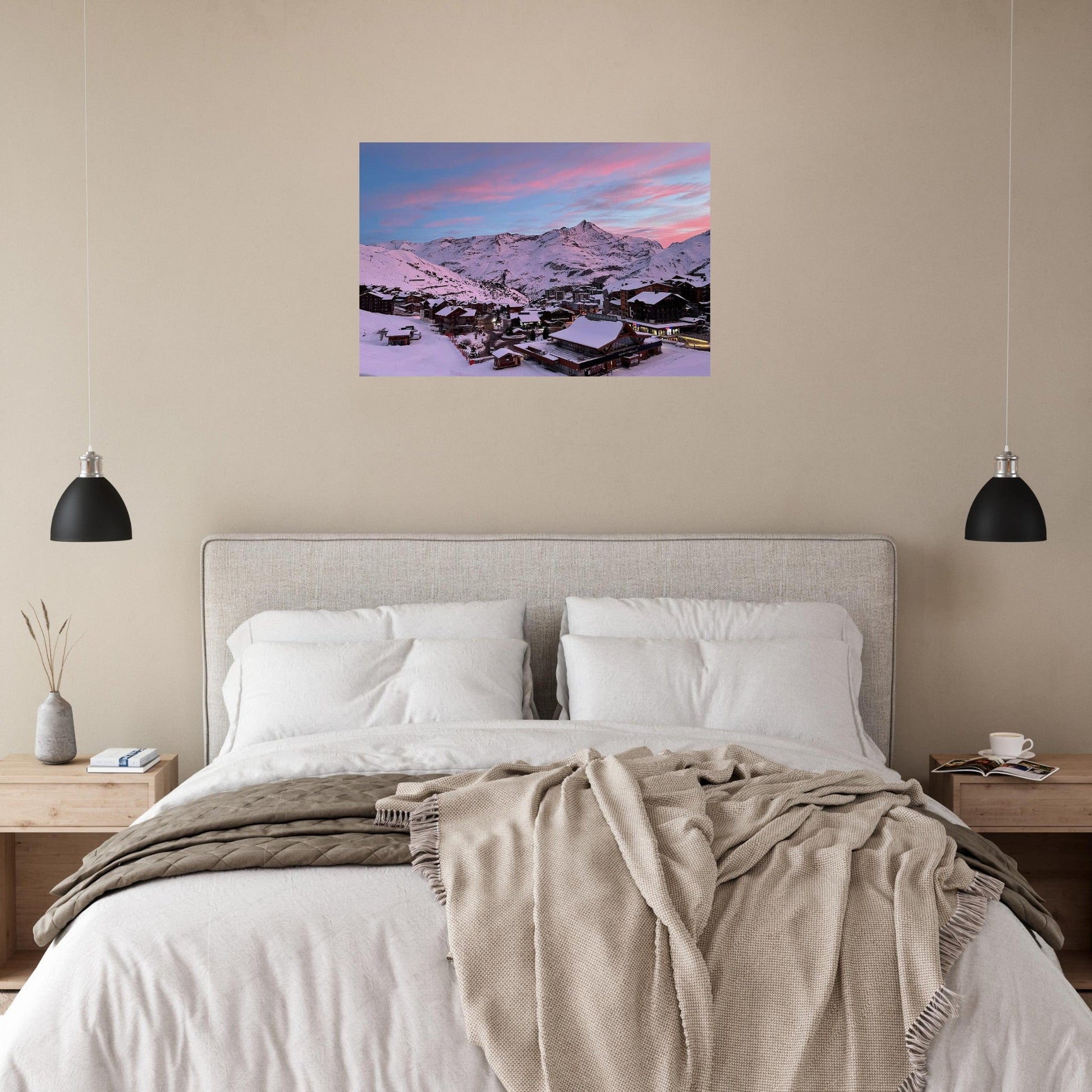 Photo de Tignes sous la neige et un ciel rose — tableau photo paysage de montagne en Alu Dibond, fabrication française