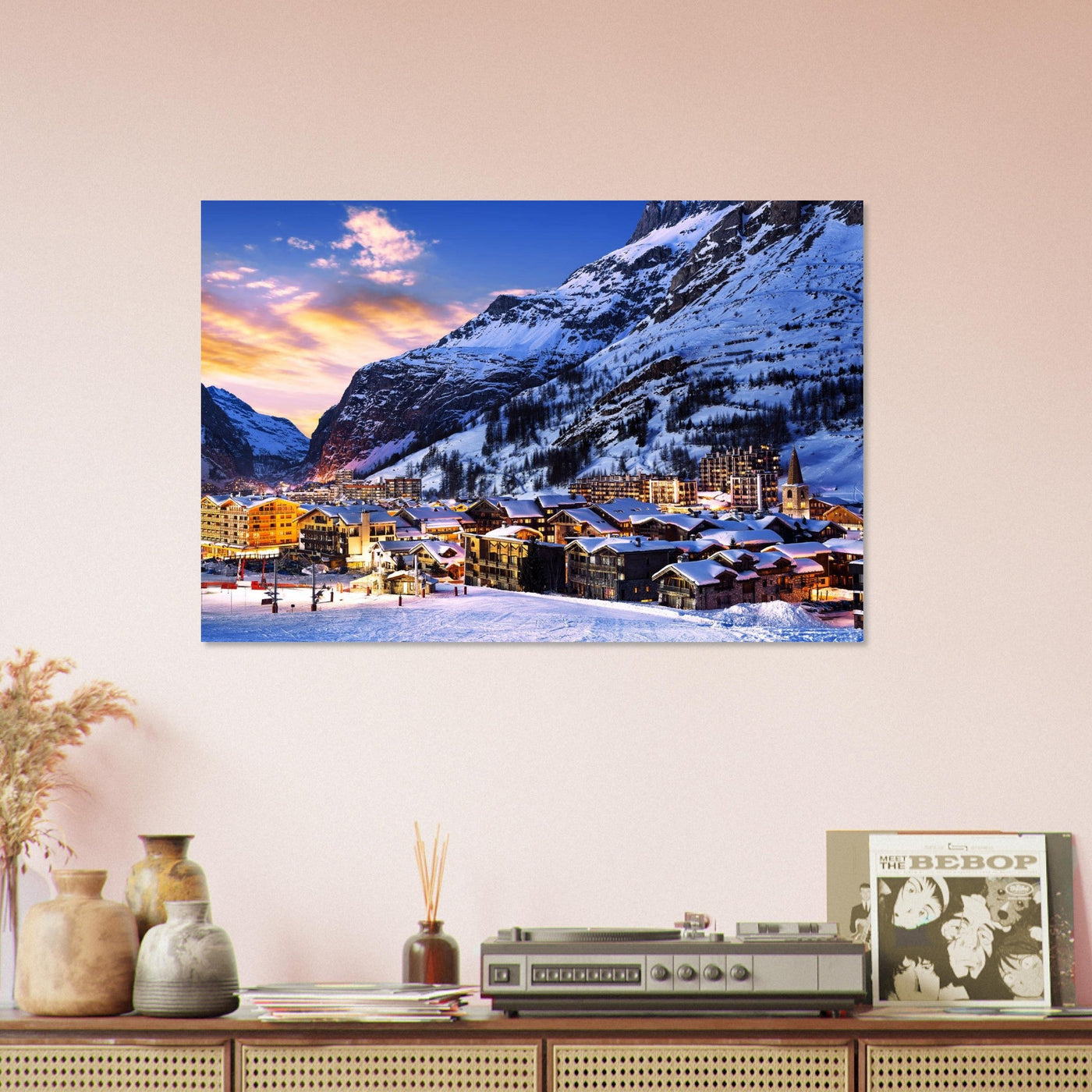 Simulation d’un tableau AluArtMountains dans un intérieur