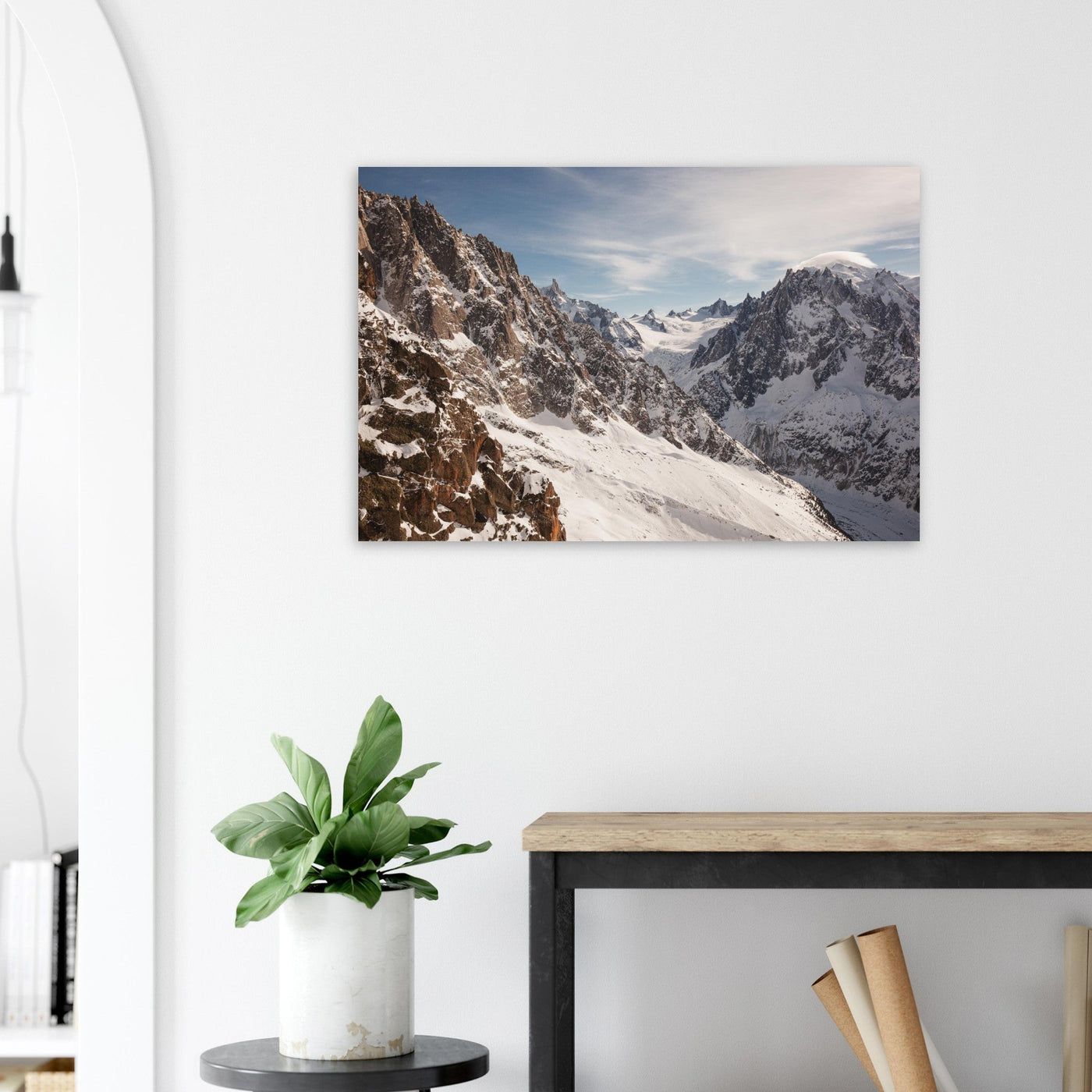 Simulation d’un tableau AluArtMountains dans un intérieur