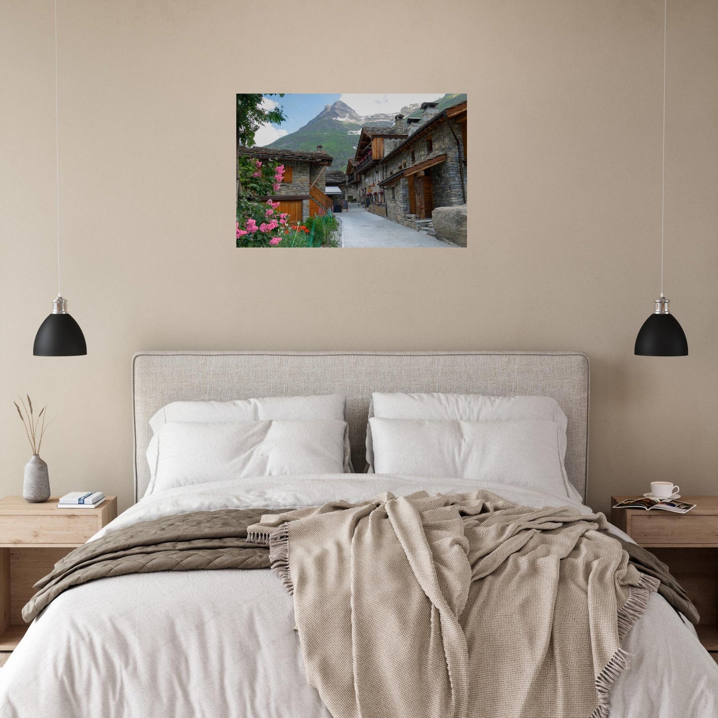 Photo of the flowery alleyways of Bonneval-sur-Arc in summer — photo print on matte aluminium Dibond