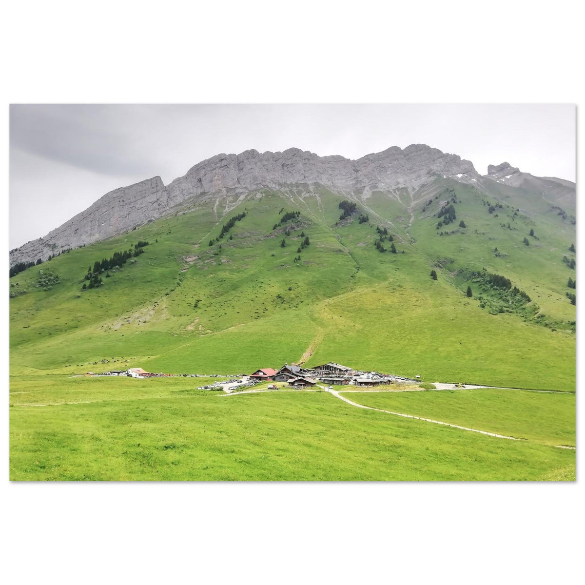 Tableau photo du col des Aravis en été sur aluminium Dibond mat, format 60 × 90 cm — photographie : Alena F-key