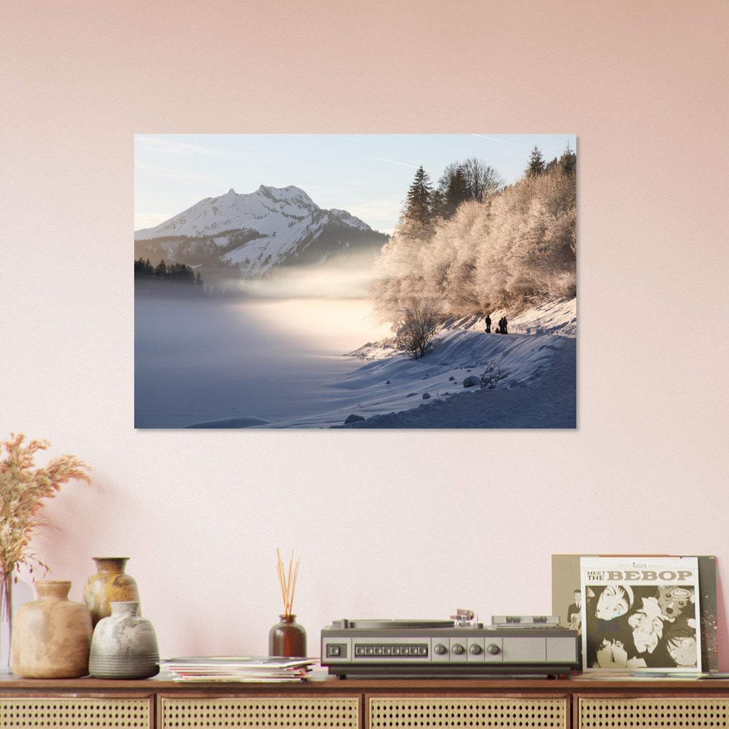 Photo du lac de Montriond gelé dans la brume hivernale — tableau photo paysage de montagne en Alu Dibond