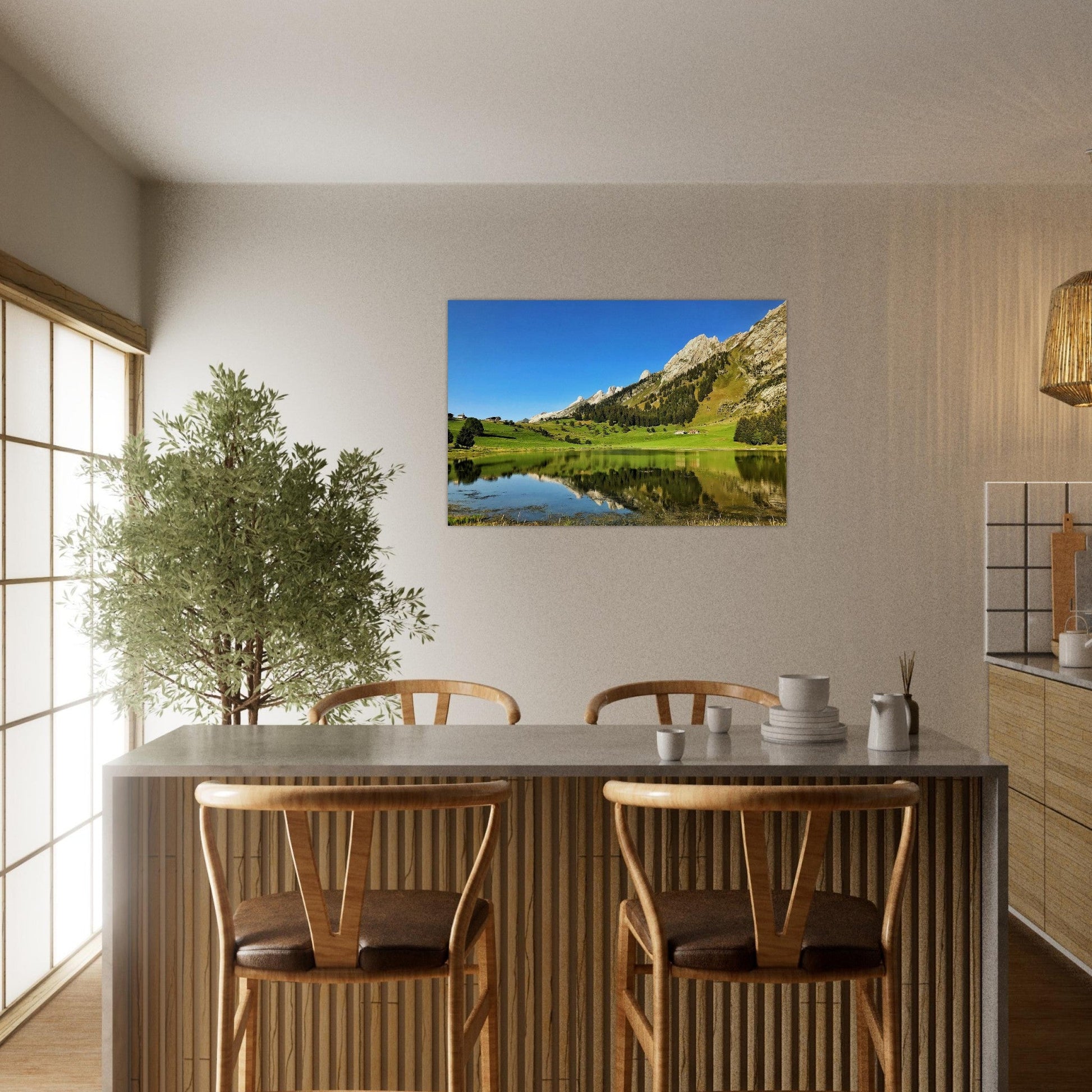 Tableau photo du lac des Confins à La Clusaz sur aluminium Dibond mat, exposé dans une chambre