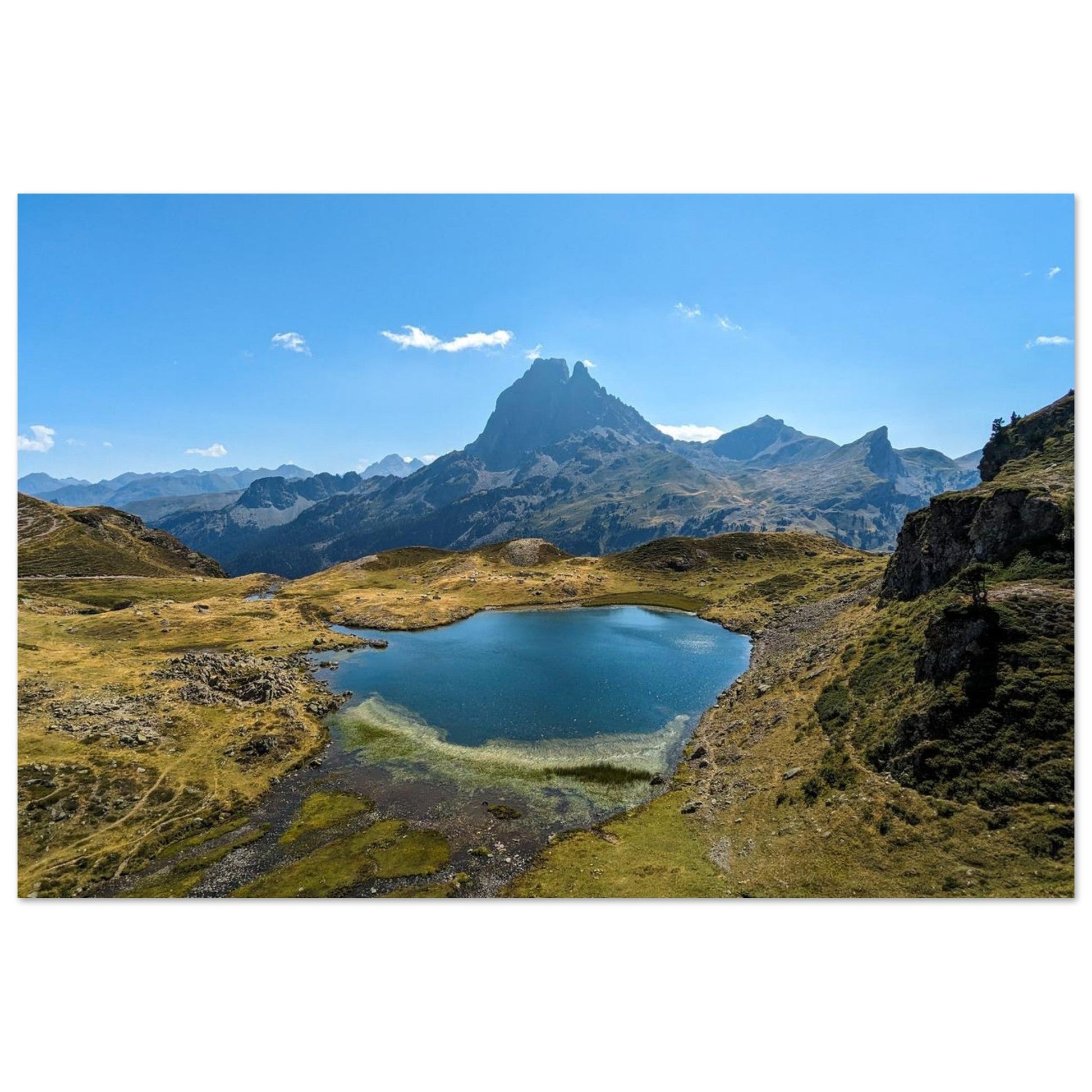 Tableau photo du lac Gentau face au Pic du Midi d’Ossau sur aluminium Dibond mat, format 60 × 90 cm