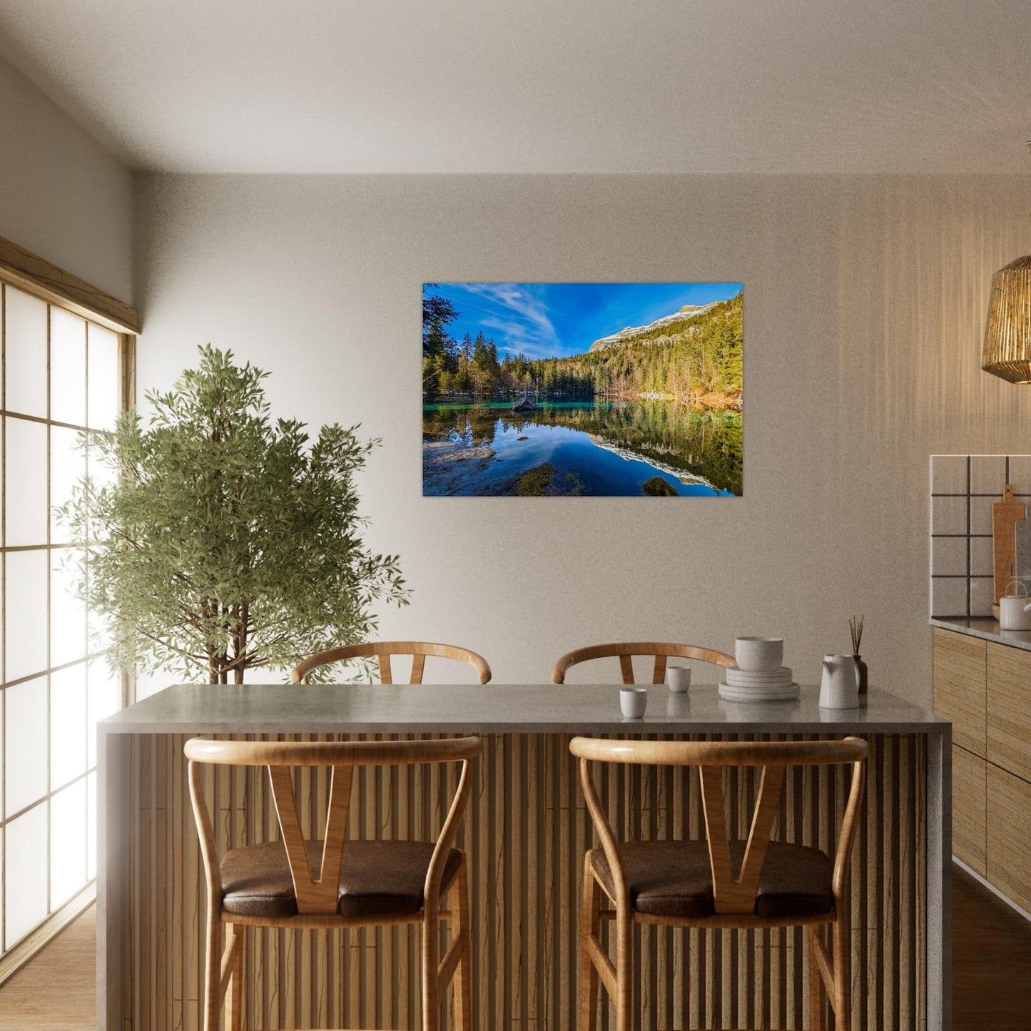 Tableau photo du lac Vert au pied du massif des Fiz sur aluminium Dibond mat, présenté dans un intérieur
