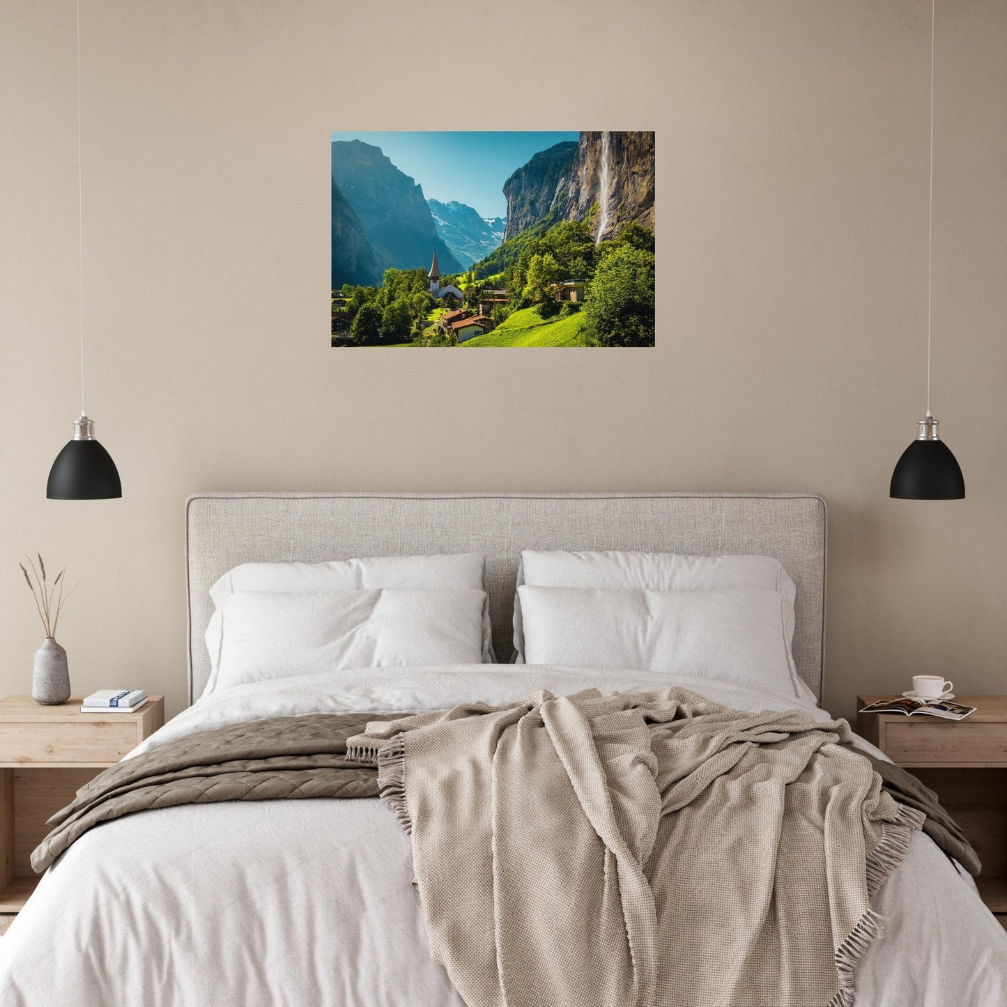 Tableau photo du Lauterbrunnen et la cascade de Staubbach sur aluminium Dibond mat, présenté dans un intérieur