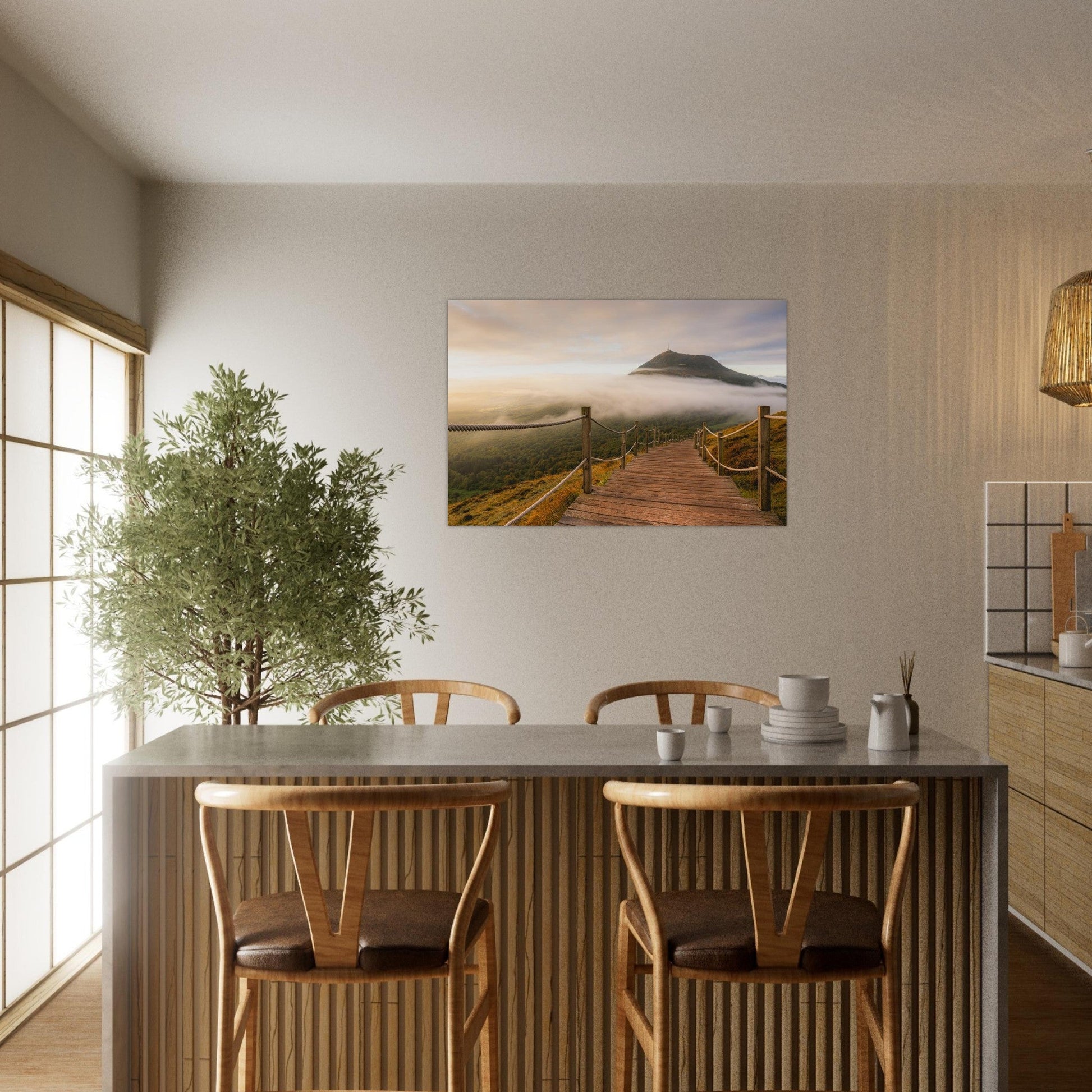 Tableau photo du Puy de Dôme au lever du soleil depuis le Puy de Pariou sur aluminium Dibond mat, présenté dans un espace de travail