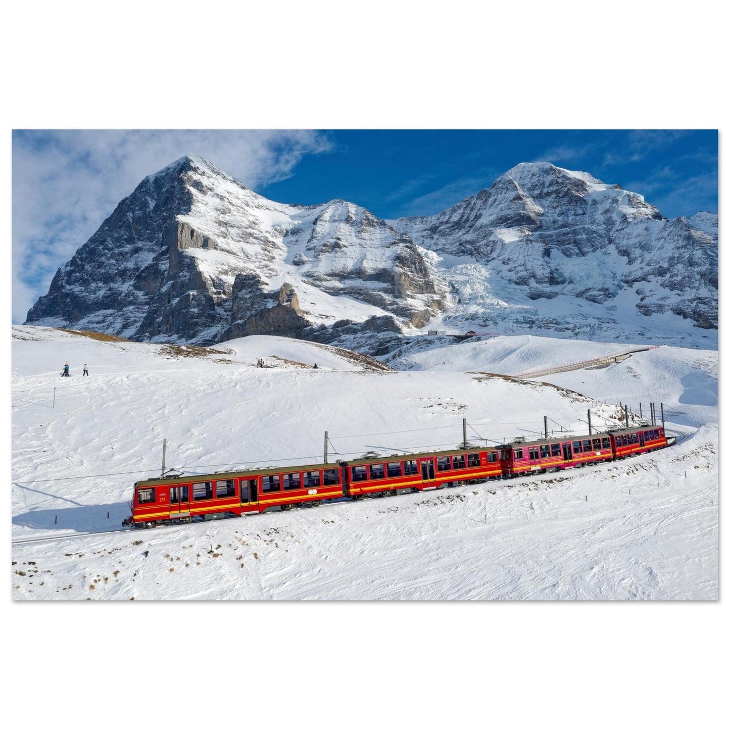Photo du train de la Jungfrau face à l’Eiger et au Mönch — tableau photo paysage de montagne en Alu Dibond, fabrication française