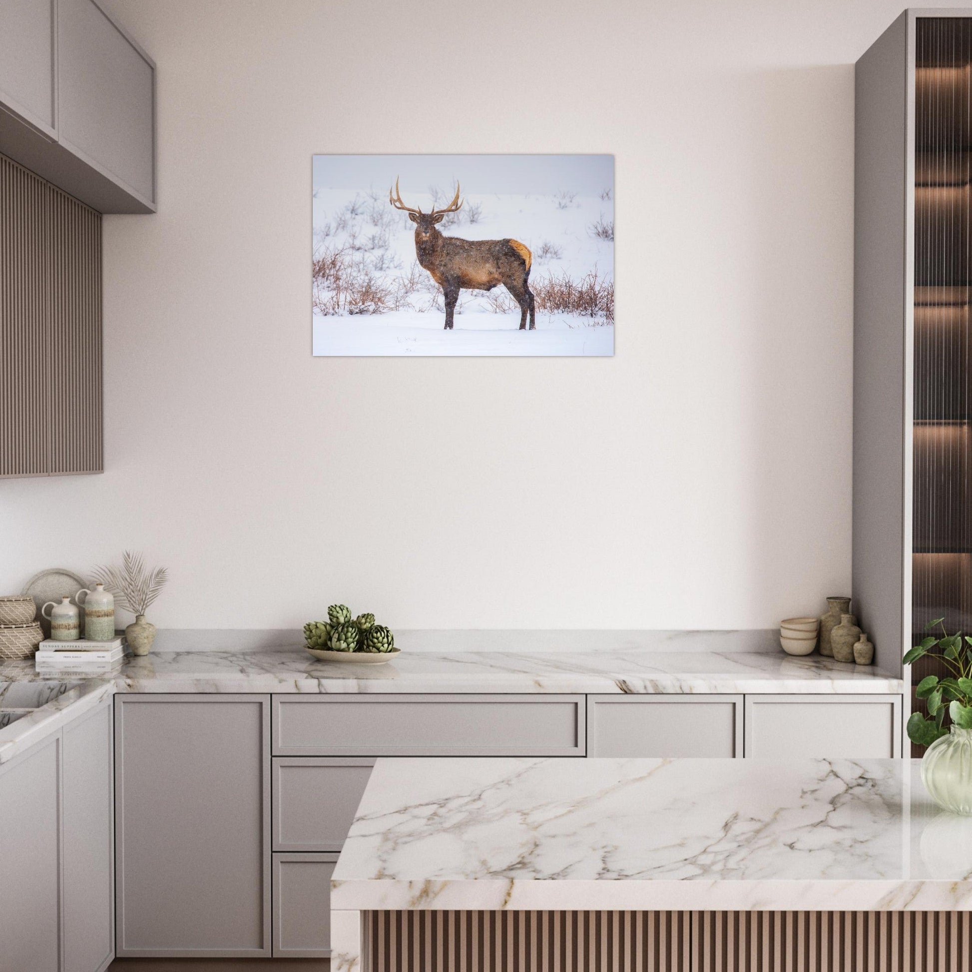 Photo d’un cerf sous la neige — tableau photo paysage de montagne en Alu Dibond, fabrication française