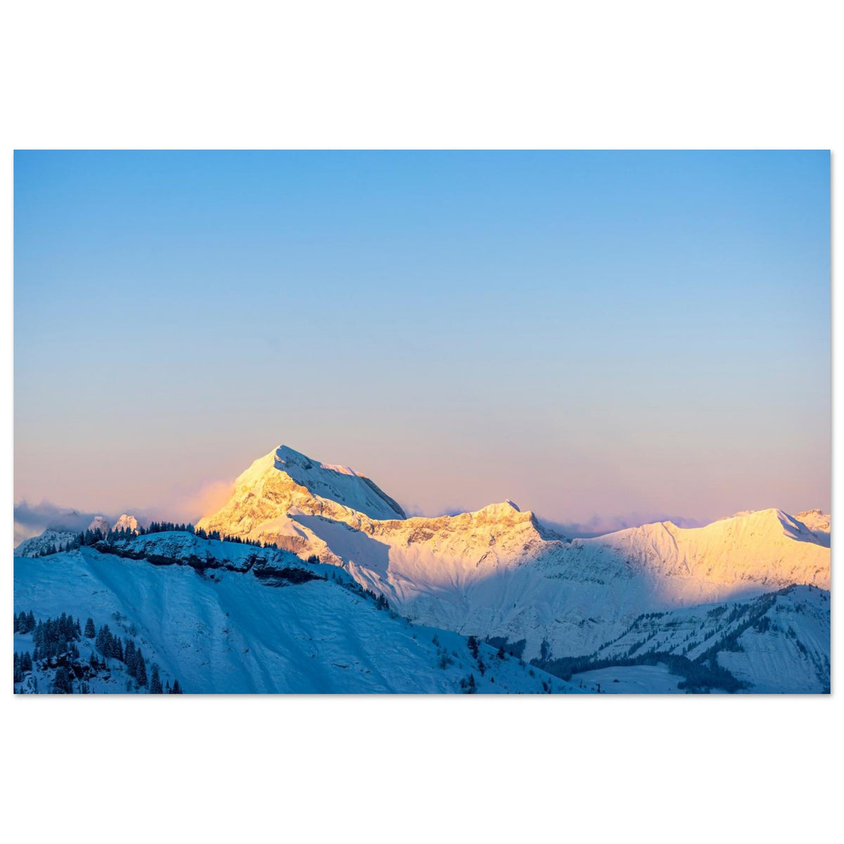 Photo du Mont Charvin enneigé dans les Aravis — photo print on matte aluminium Dibond