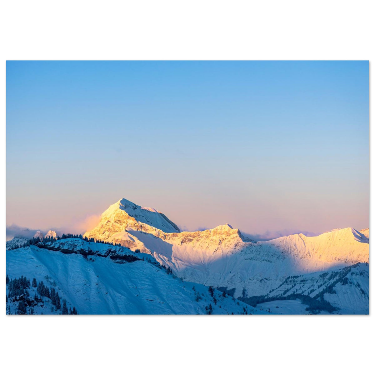 Photo du Mont Charvin enneigé dans les Aravis — photo print on matte aluminium Dibond
