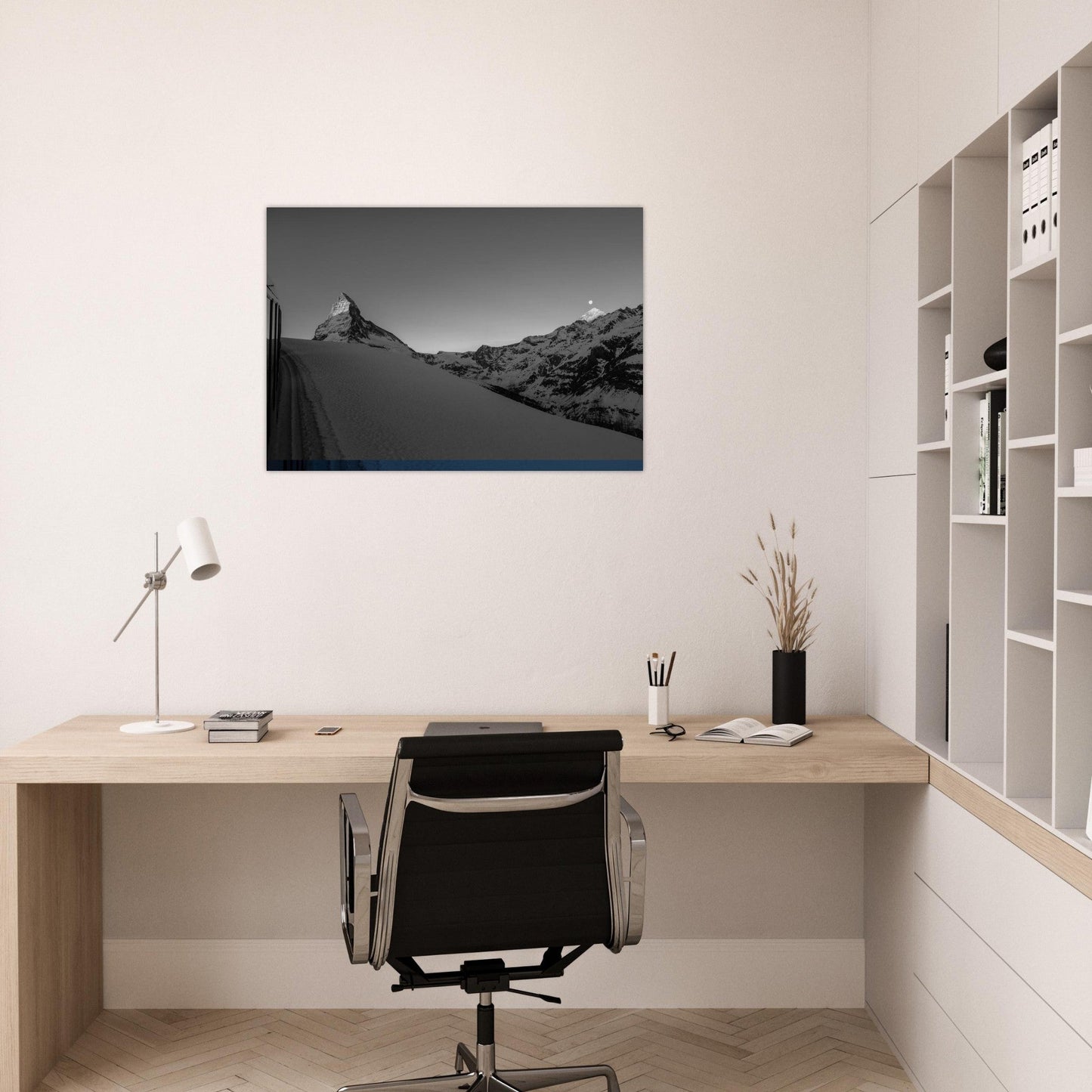 Tableau photo Photo du reflet du Cervin dans le train Gornergrat à Zermatt - Noir & Blanc — tirage aluminium Dibond mat, fabrication française, prêt à accrocher