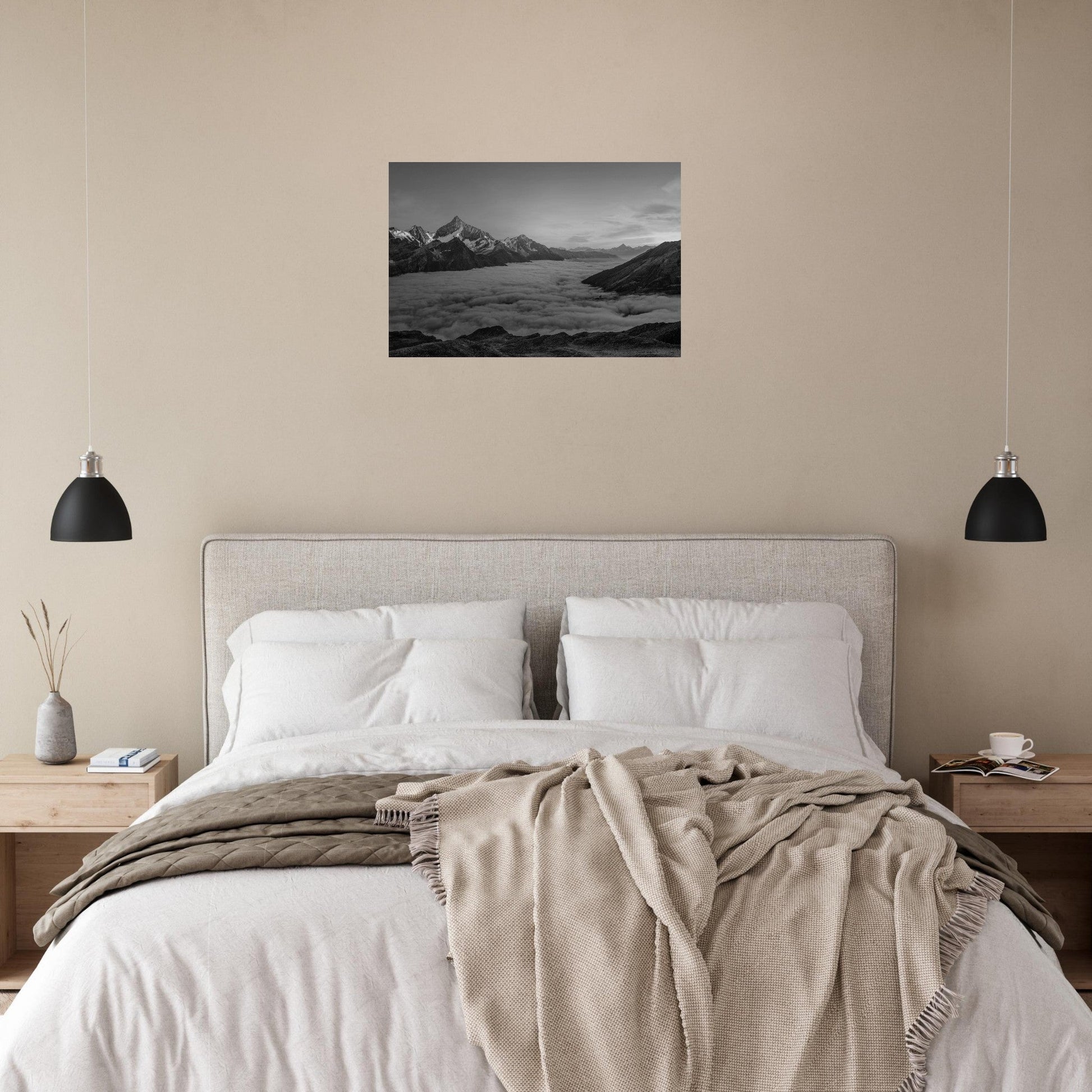 Tableau photo Photo d'un coucher de soleil et mer de nuage, Weisshorn, Randa, Suisse - Noir & Blanc — tirage aluminium Dibond mat, fabrication française, prêt à accrocher
