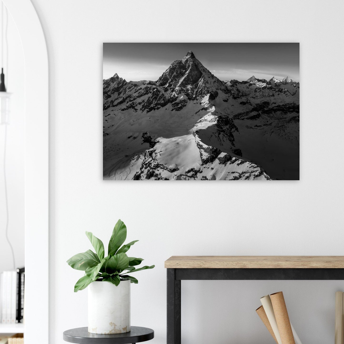 Tableau photo Photo d'un coucher de soleil sur le Cervin, frontière Italie - Suisse - Noir & Blanc — tirage aluminium Dibond mat, fabrication française, prêt à accrocher