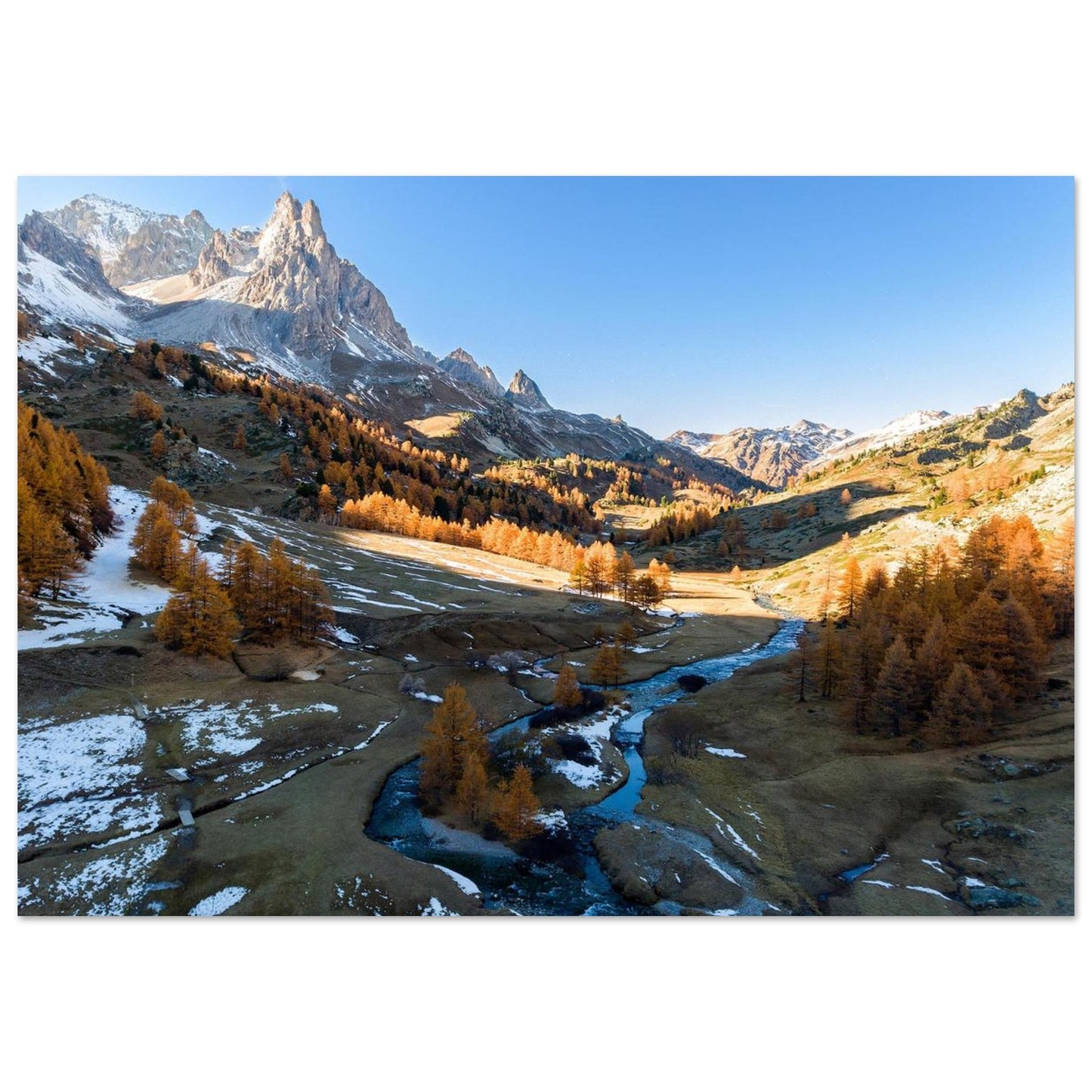Tableau photo Photo de la Vallée de la Clarée — mélèzes & rivière (Alpes) — tirage aluminium Dibond mat, fabrication française, prêt à accrocher