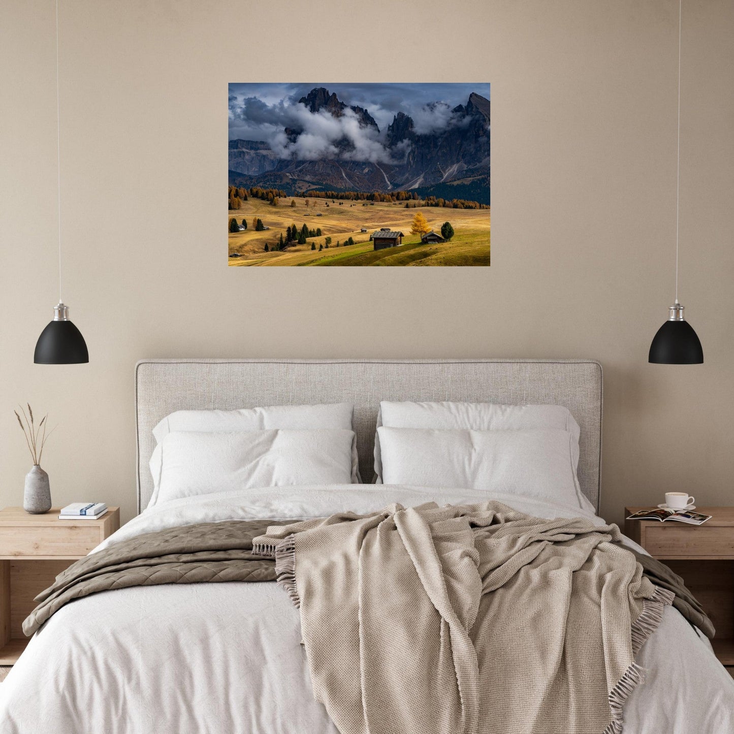 Tableau photo Photo de l'Alpe di Siusi — chalets & Sassolungo (Dolomites) — tirage aluminium Dibond mat, fabrication française, prêt à accrocher