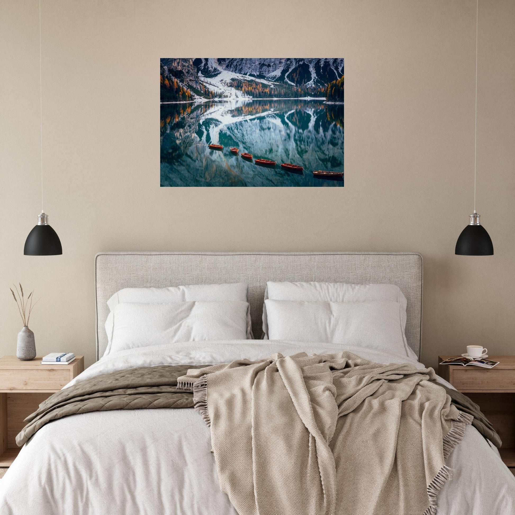 Tableau photo Photo du Lago di Braies — barques & reflets (Dolomites) — tirage aluminium Dibond mat, fabrication française, prêt à accrocher