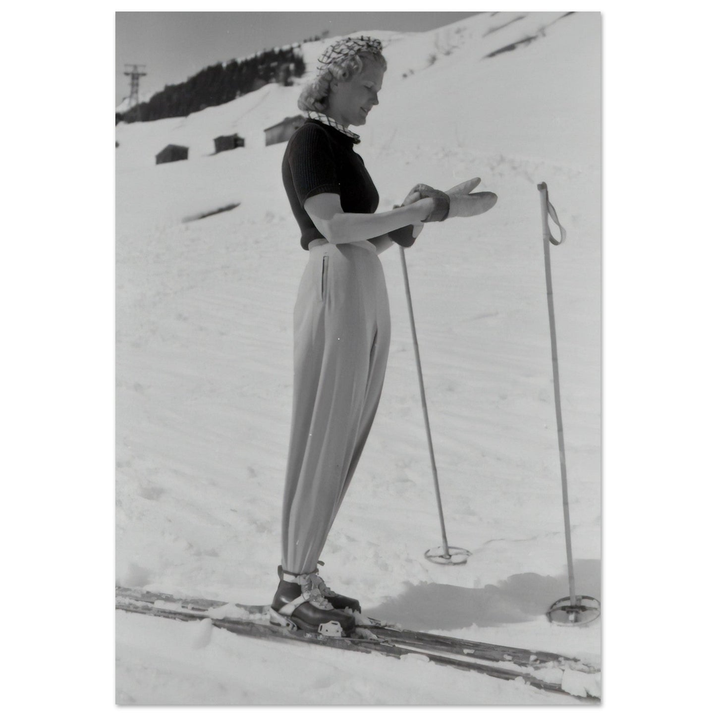 Tableau photo Photo rétro femme en ski Alpes - Vintage — tirage aluminium Dibond mat, fabrication française, prêt à accrocher