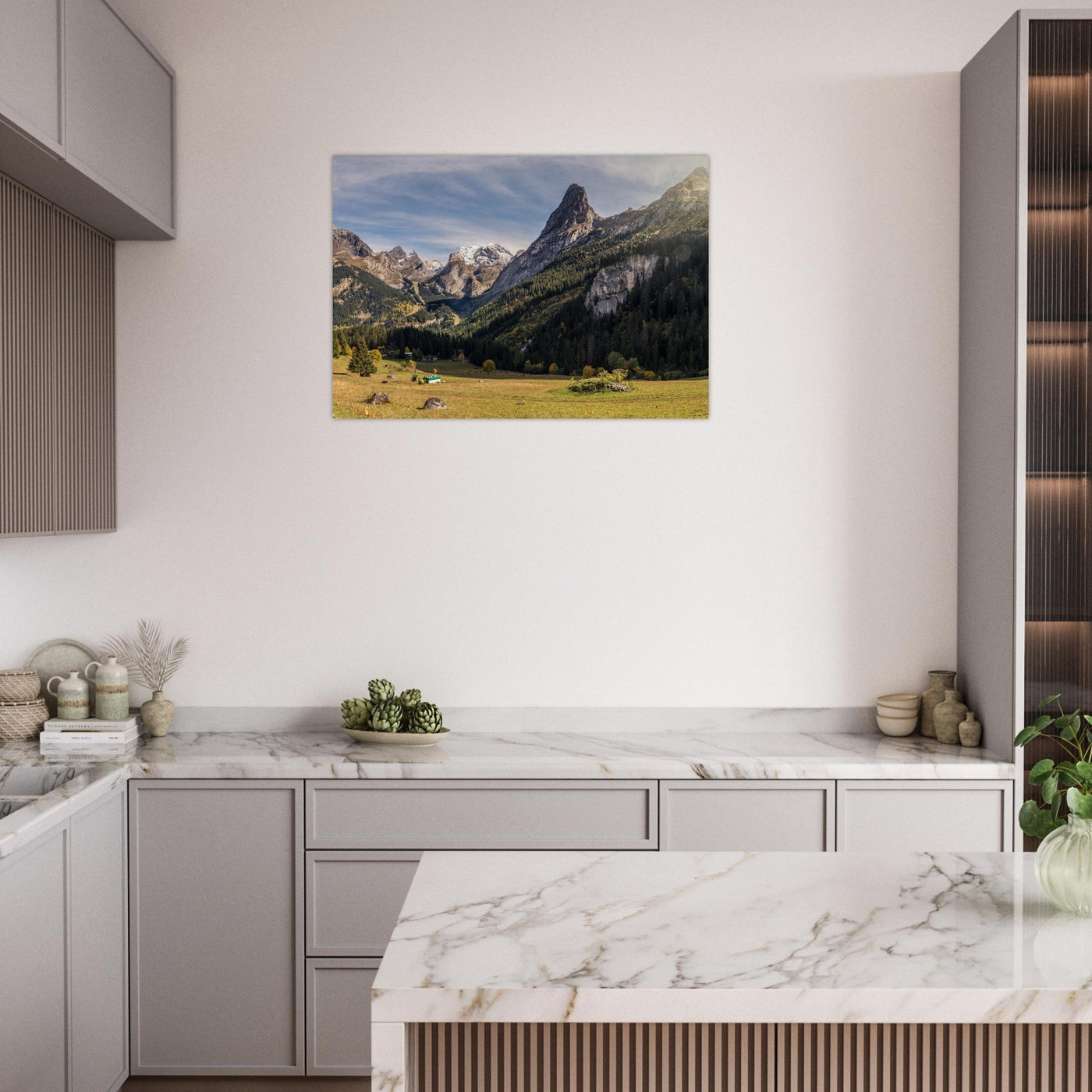 Simulation d’un tableau AluArtMountains dans un intérieur