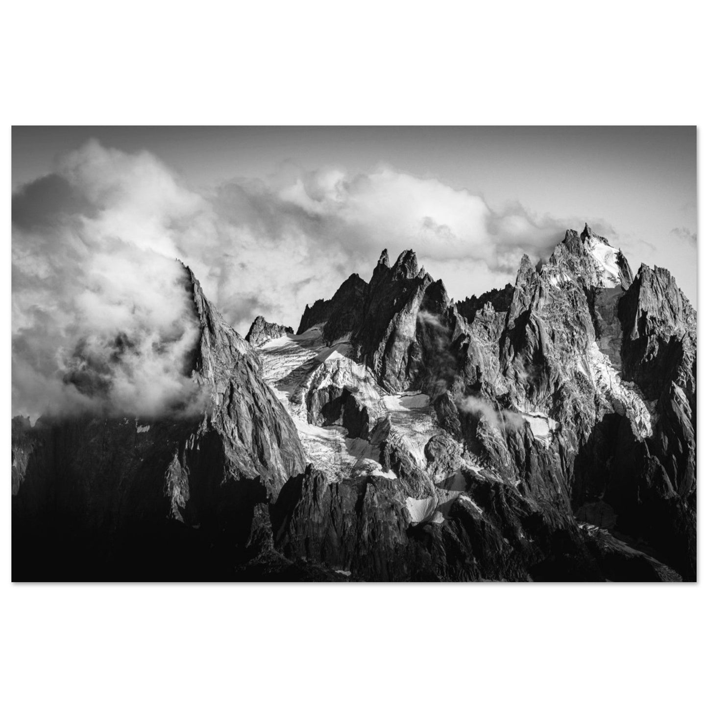 Photo des Aiguilles du Mont-Blanc - Noir & Blanc - Tableau photo alu montagne
