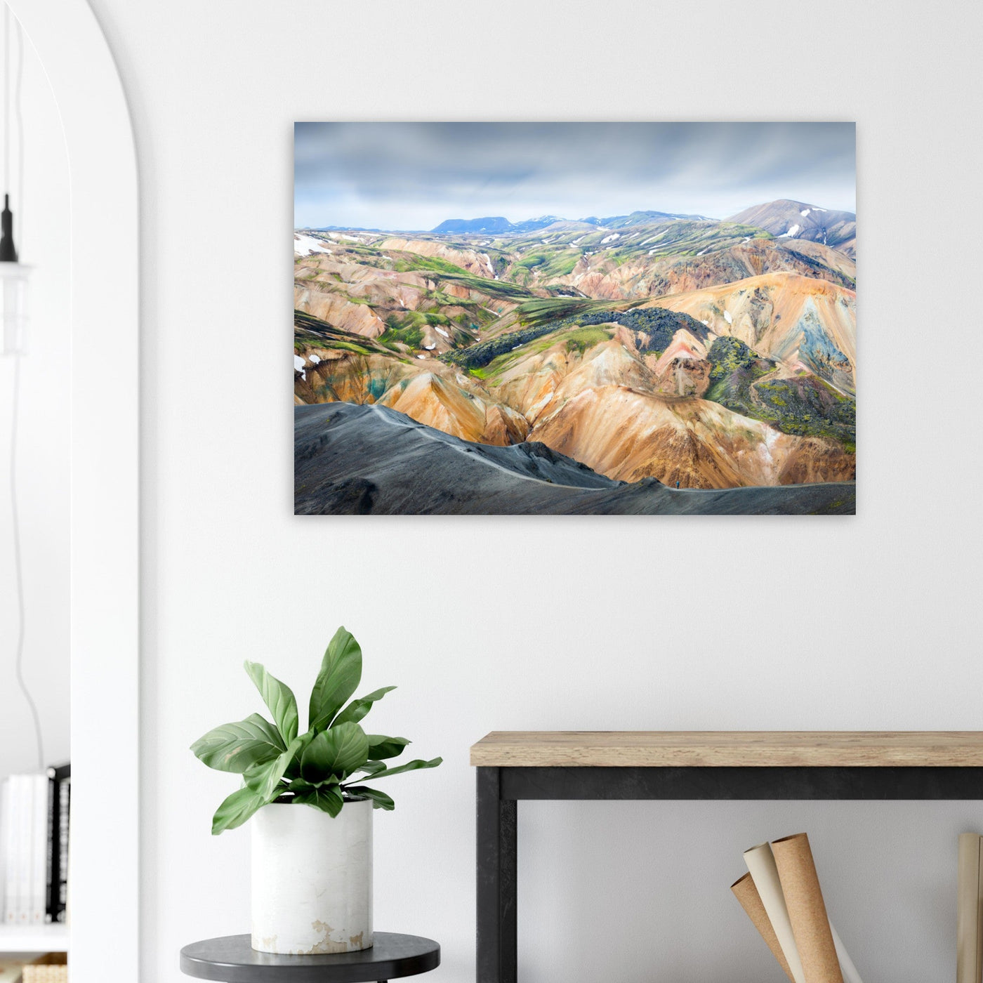 Simulation d’un tableau AluArtMountains dans un intérieur